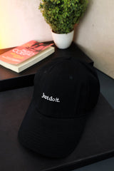 Nke Embroidered Logo Cotton Cap In Black