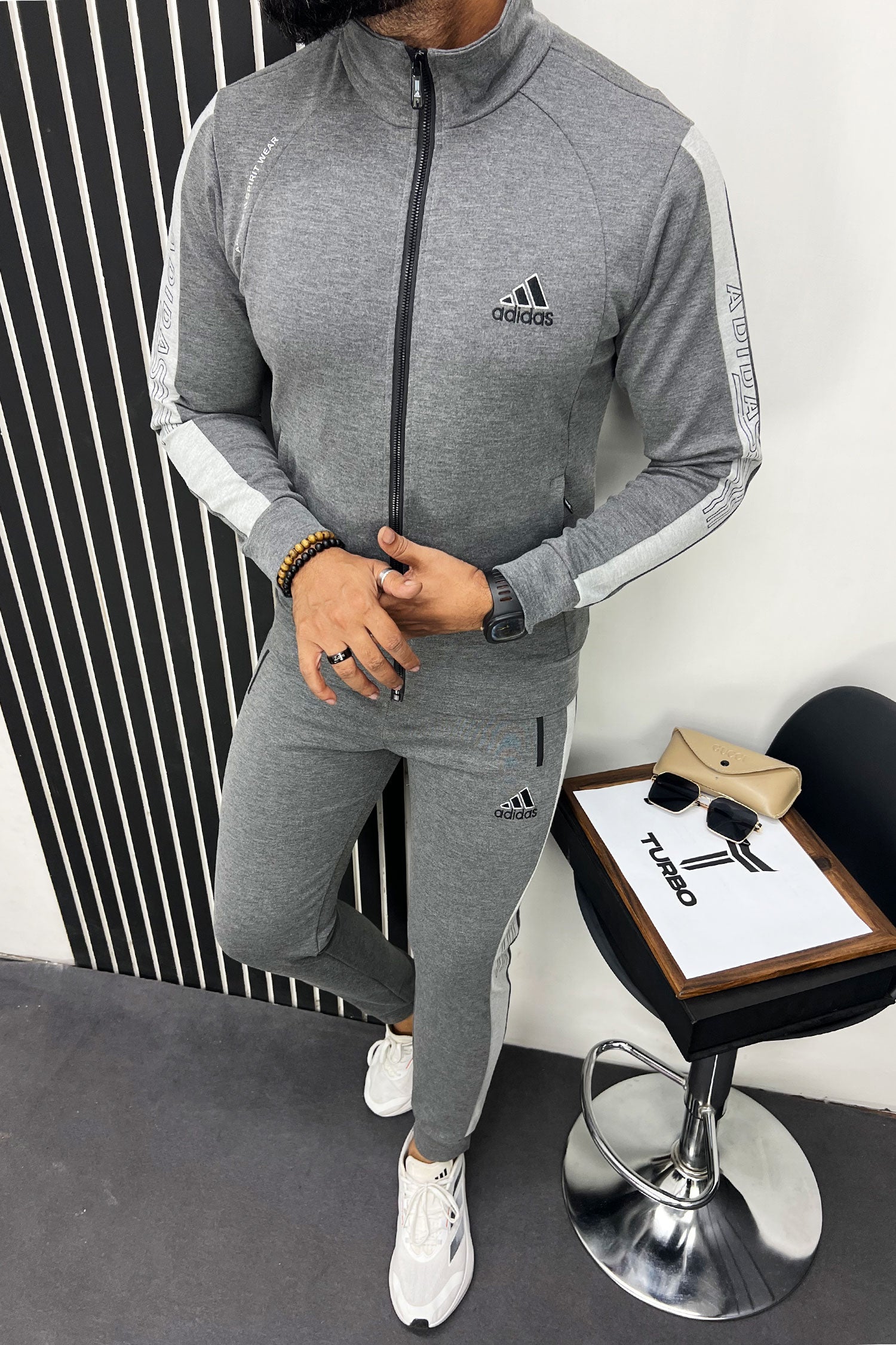 Adds Arm Writing Sportswear Men Zipper Tracksuit