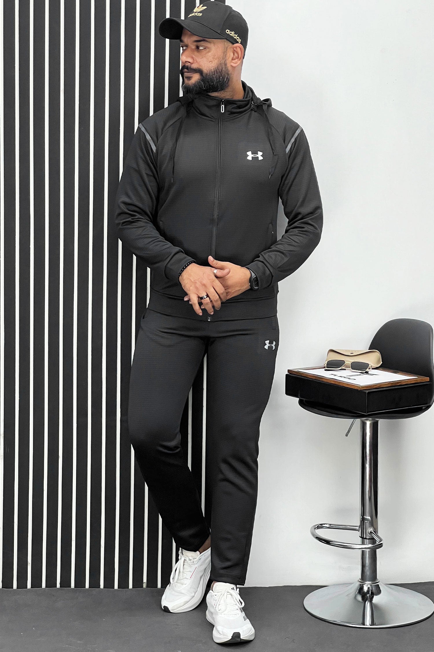 Undr Armr Dotted Pattern Hooded Sportswear Men Zipper Tracksuit