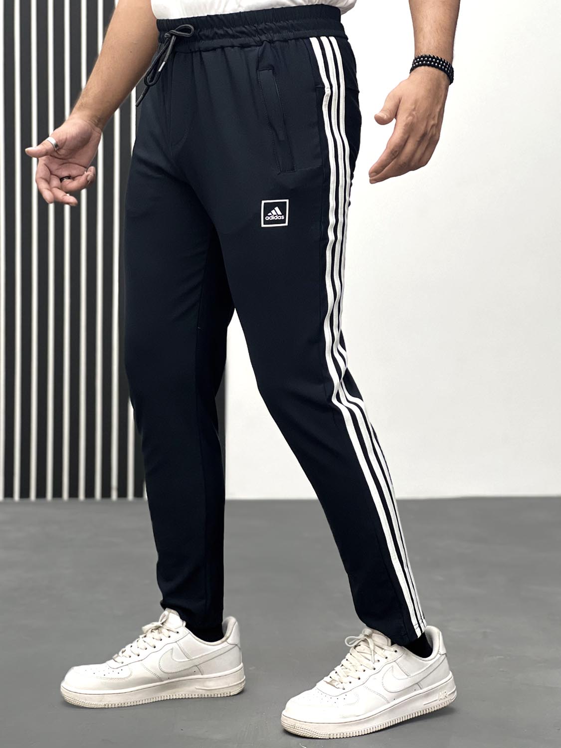 Men Imported Trouser With Printed Logo In Black