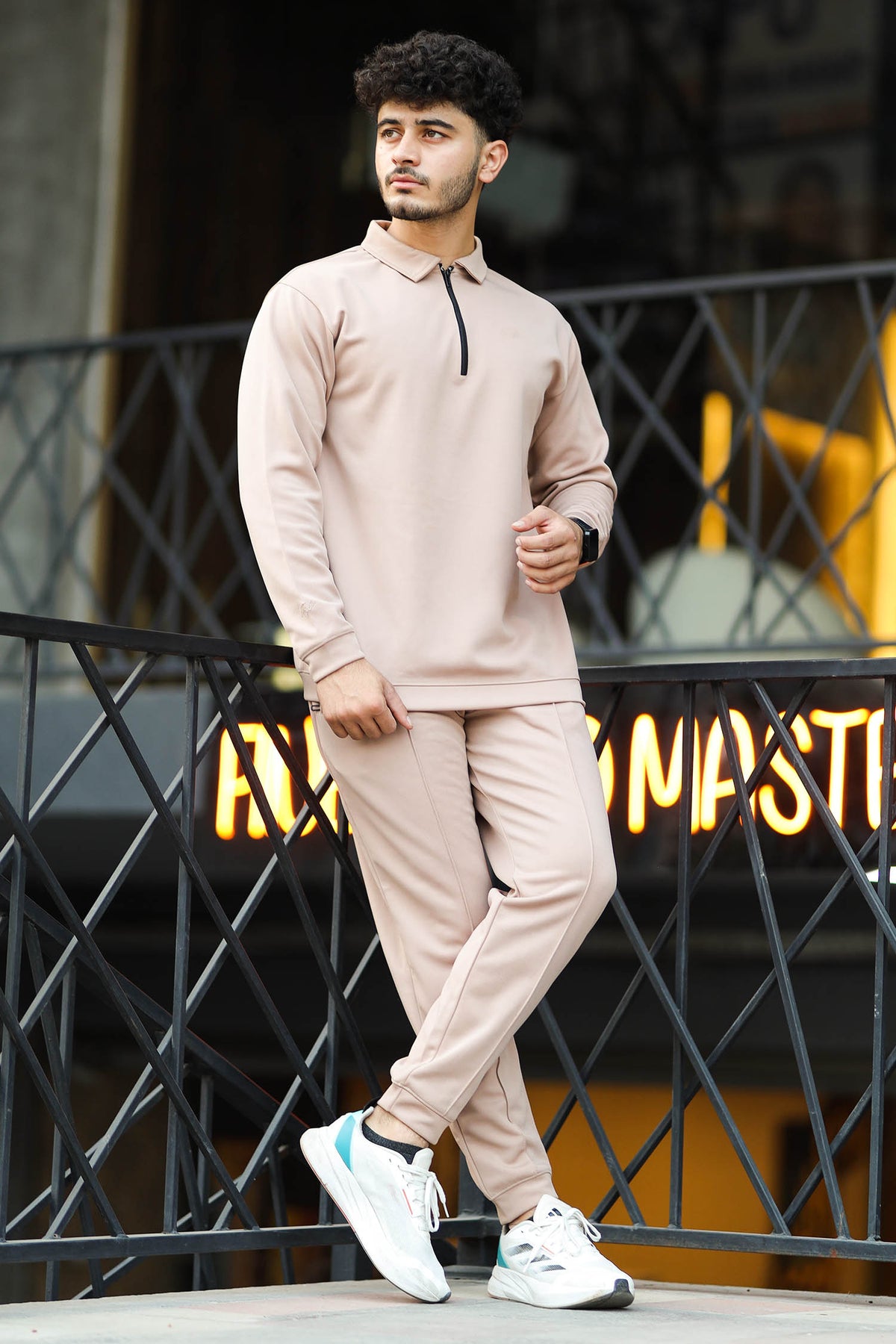 Turbo Half Zip Style Men Zipper Tracksuit In Light Skin