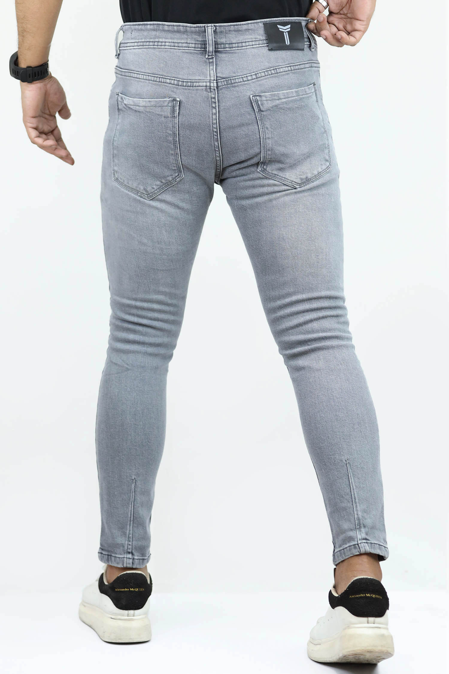 Ankle Fit Turbo Jeans In Light Grey