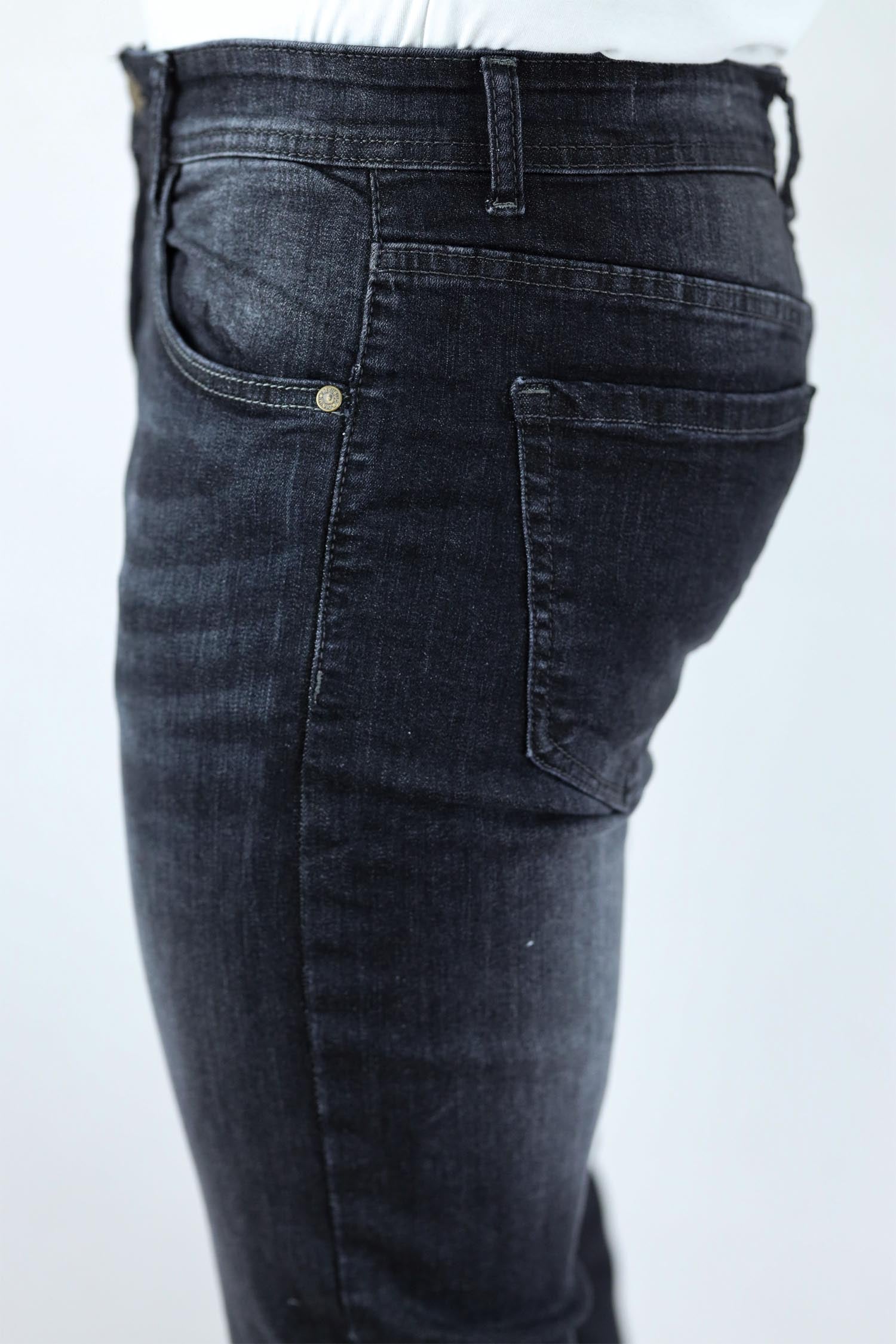 Light Faded Ankle Fit Turbo Jeans In Charcoal