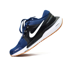 Nke Zoom Winflo 7 Sneakers In Dark Blue