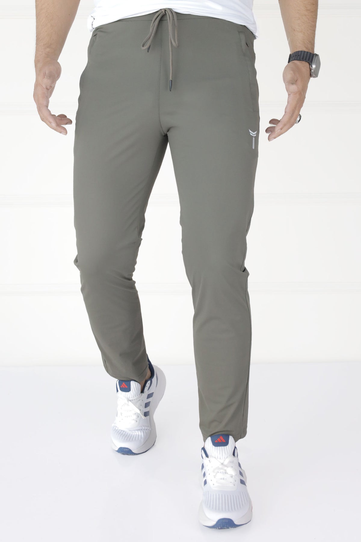 Turbo Signature Writing Running Men's Dryfit Trouser In Sage Green