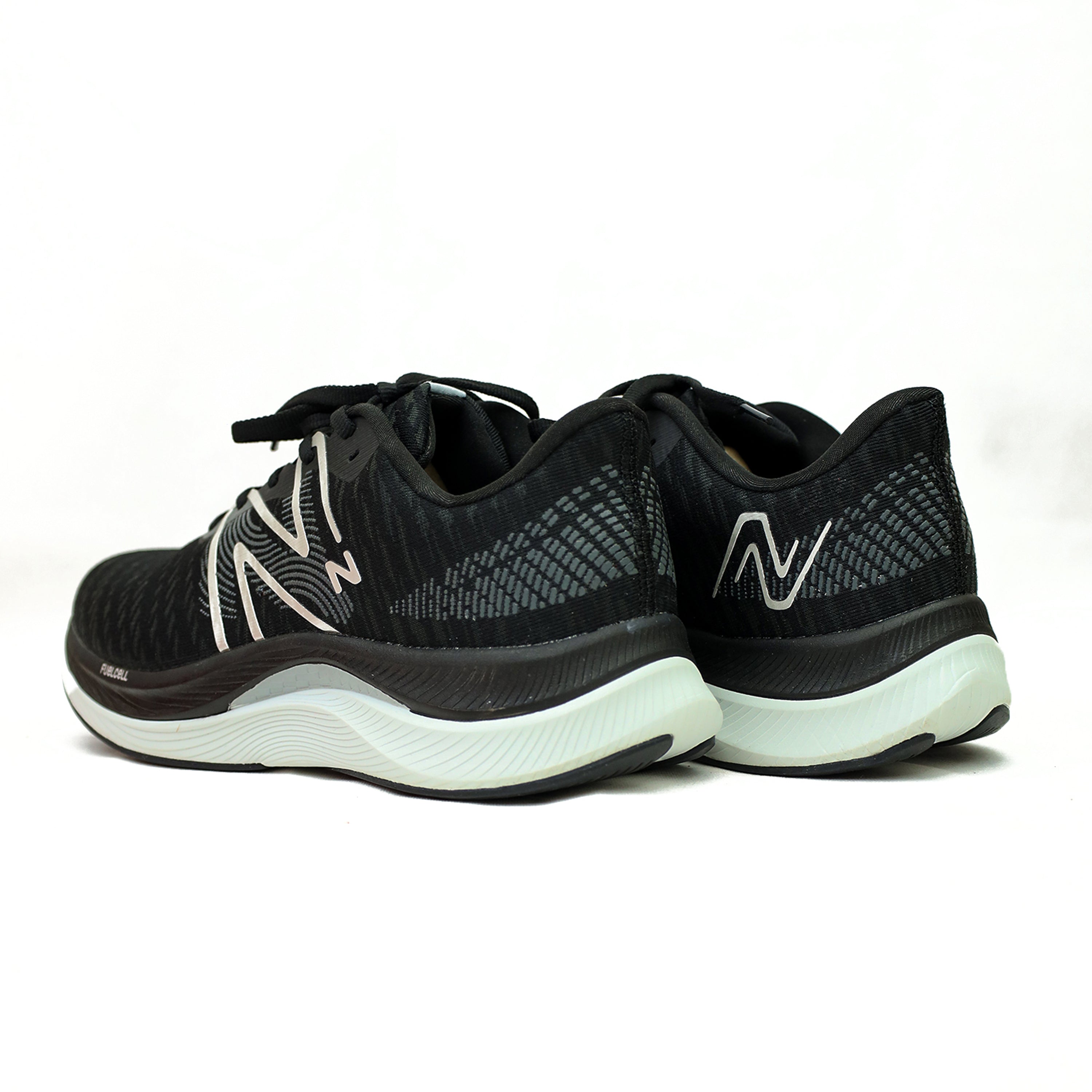 New Balnce MFCPRLS4 Men Sneakers