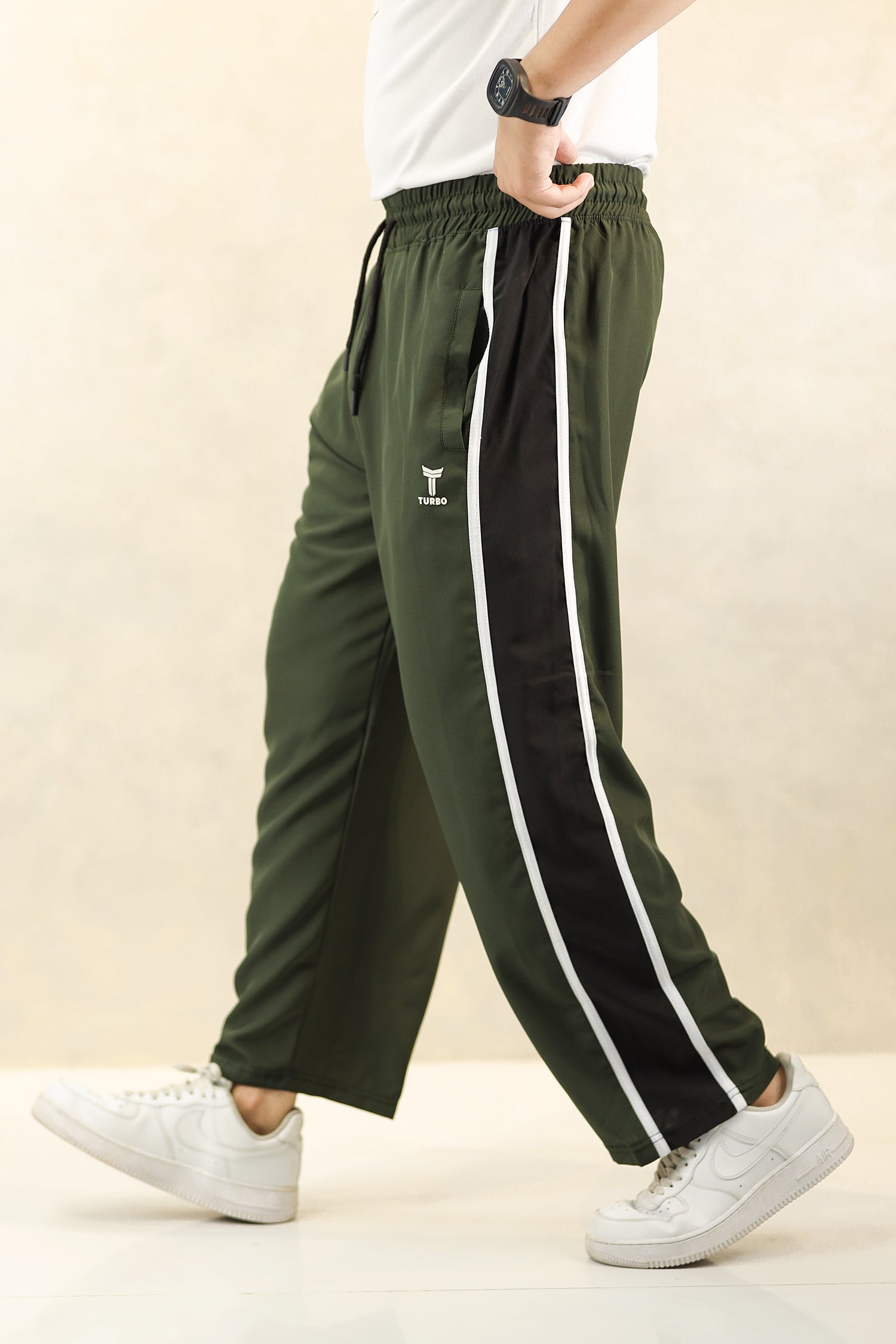 Turbo Panel Typography Micro Loose fit Trouser in Olive