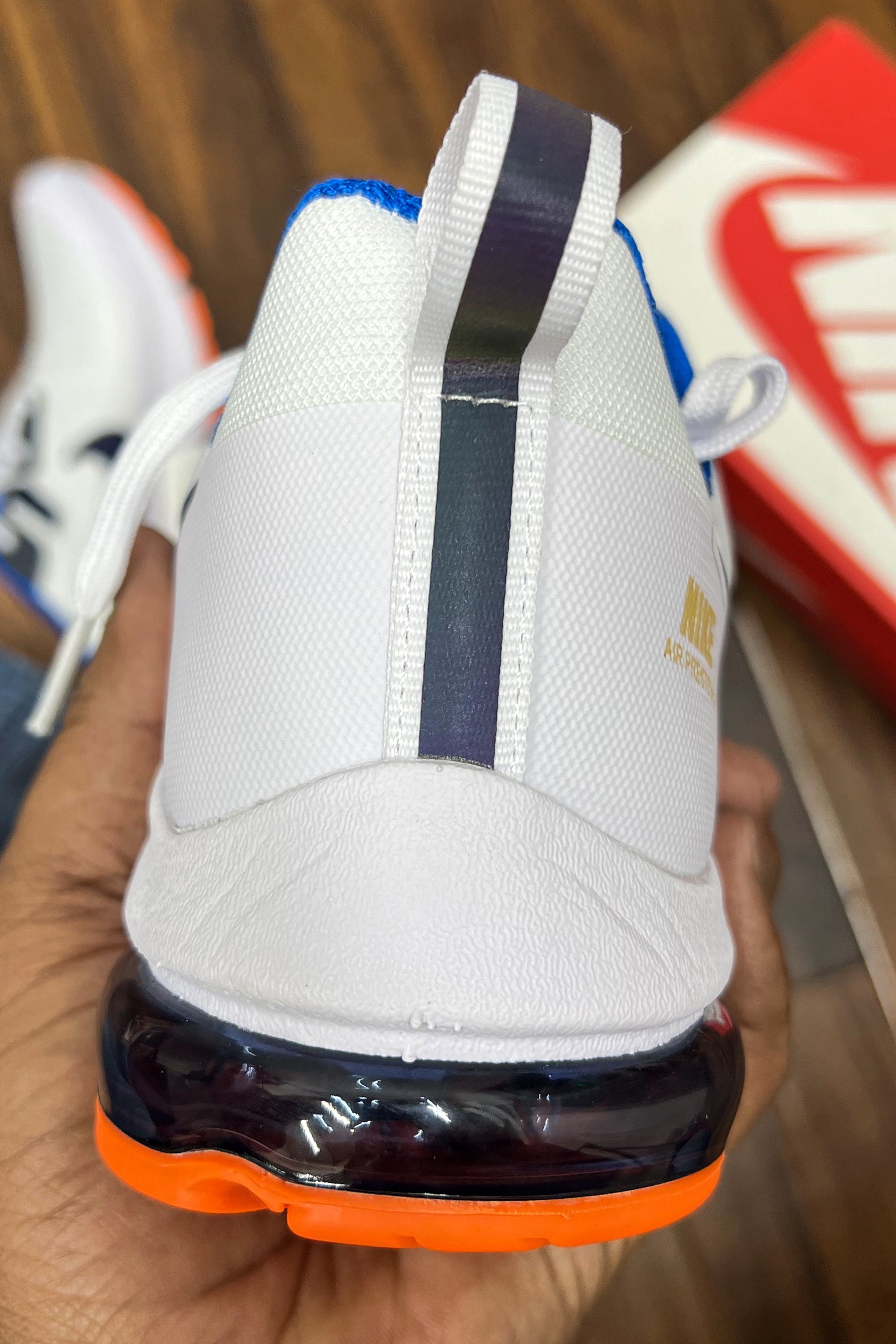 Nke Air Presto QS Men Sneakers In White