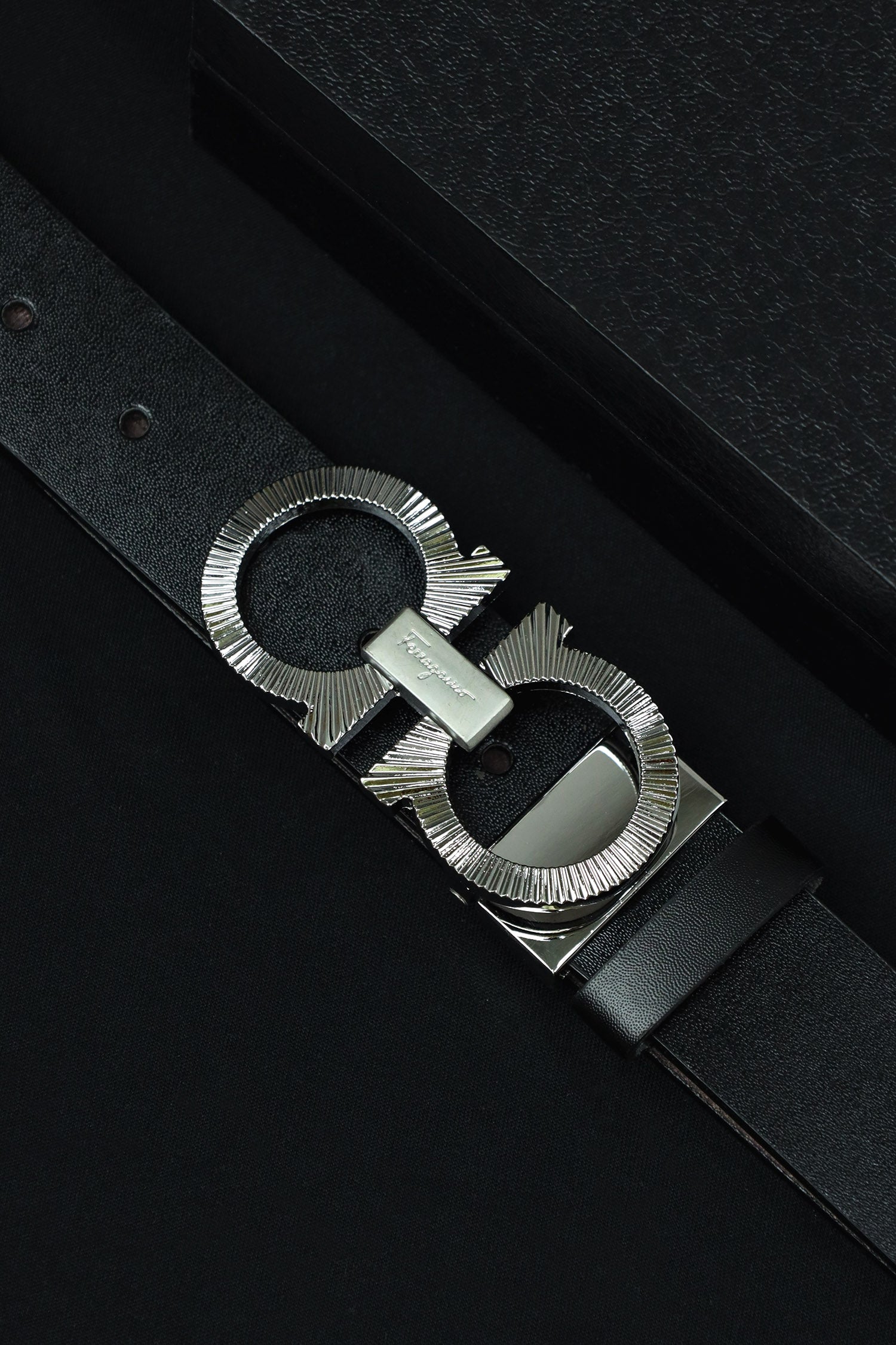 Feragmo Metal Alloy Automatic Buckle Branded Belt