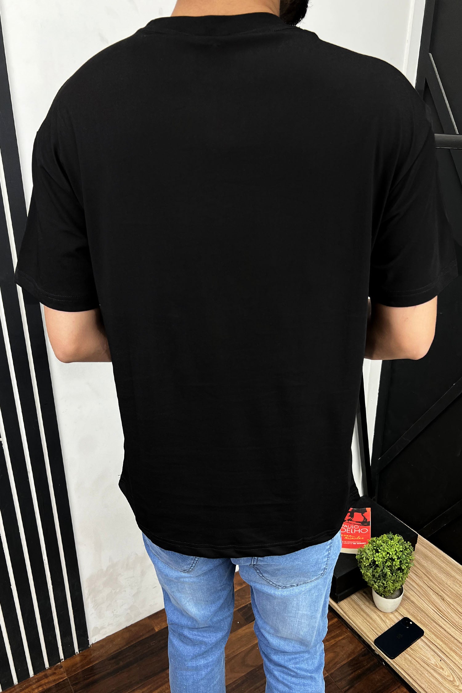 Never Give Up Round Neck Oversized T-Shirt