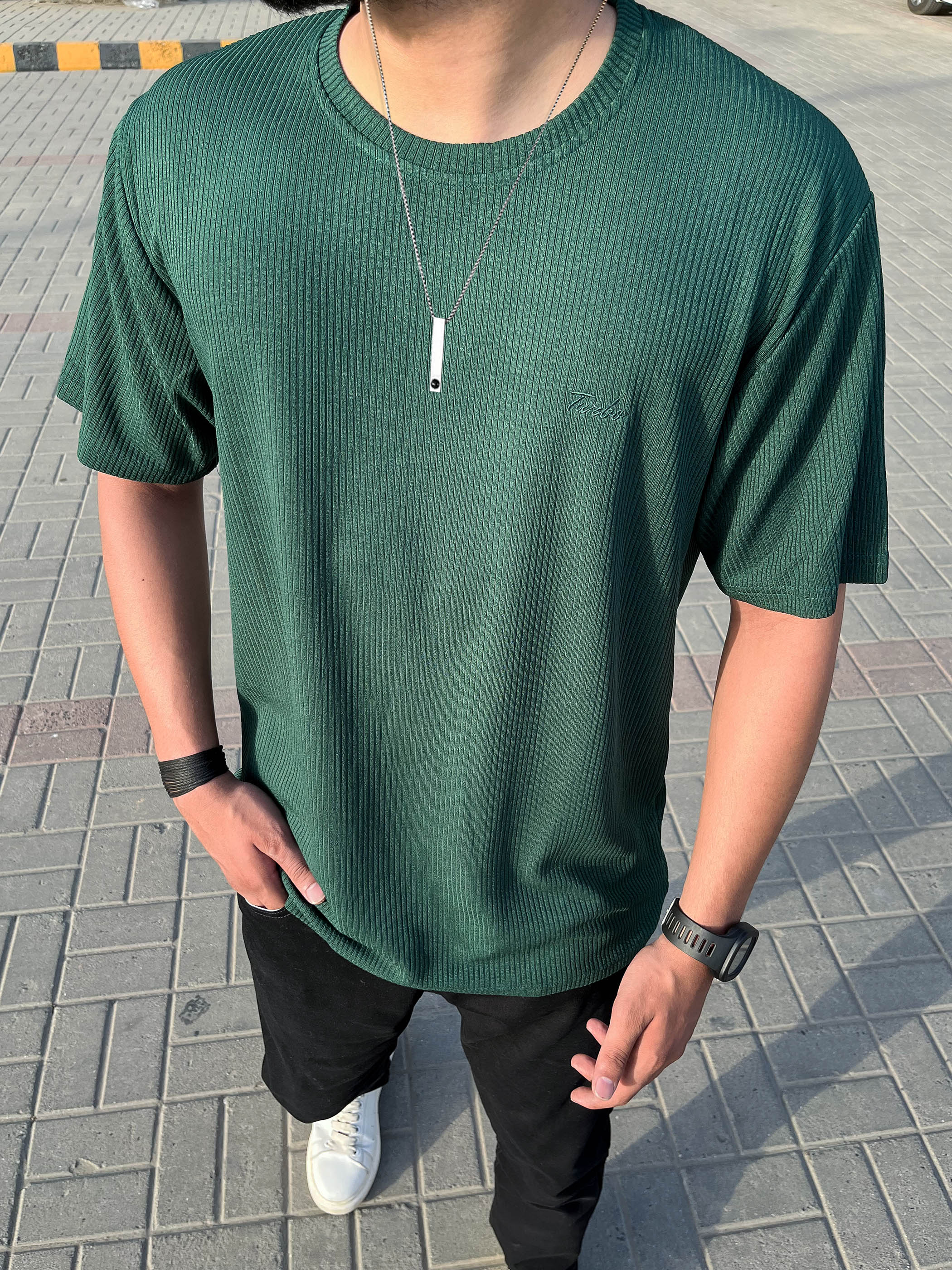 Self Texture Turbo Round Neck T-Shirt In Green