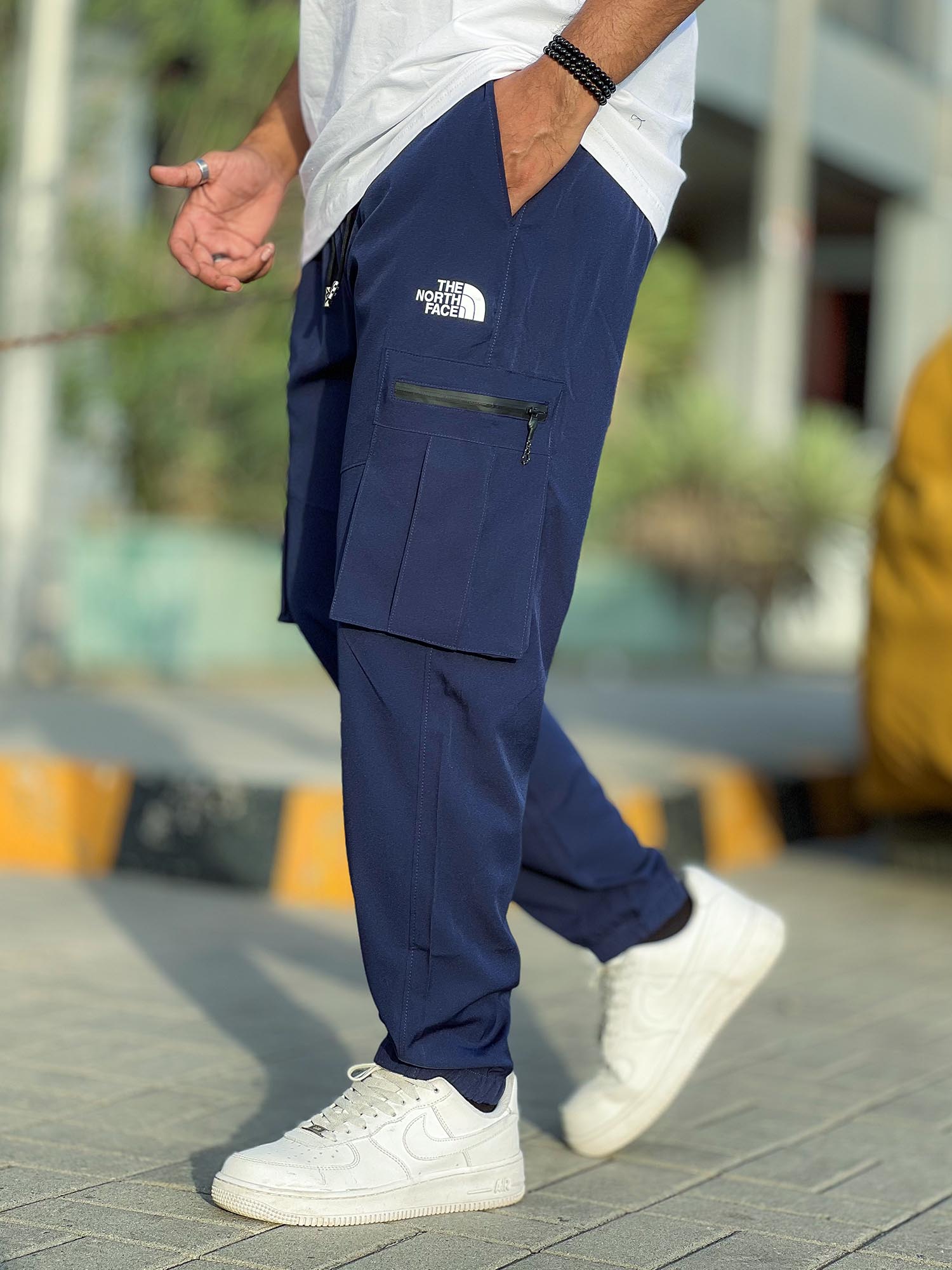 Men Imported Cargo Trouser In Navy Blue