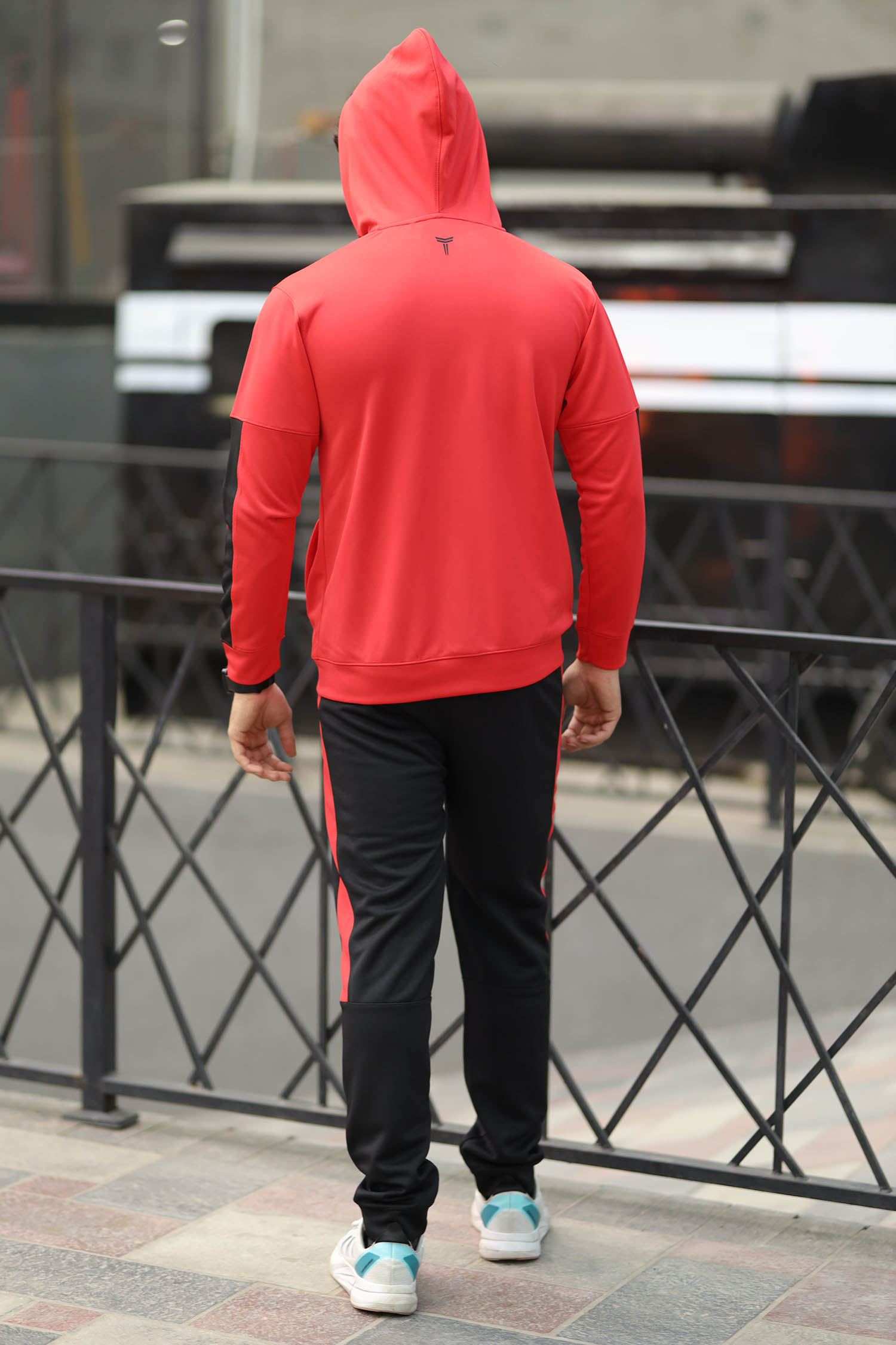 Turbo Hood Style Men Zipper Tracksuit In Red