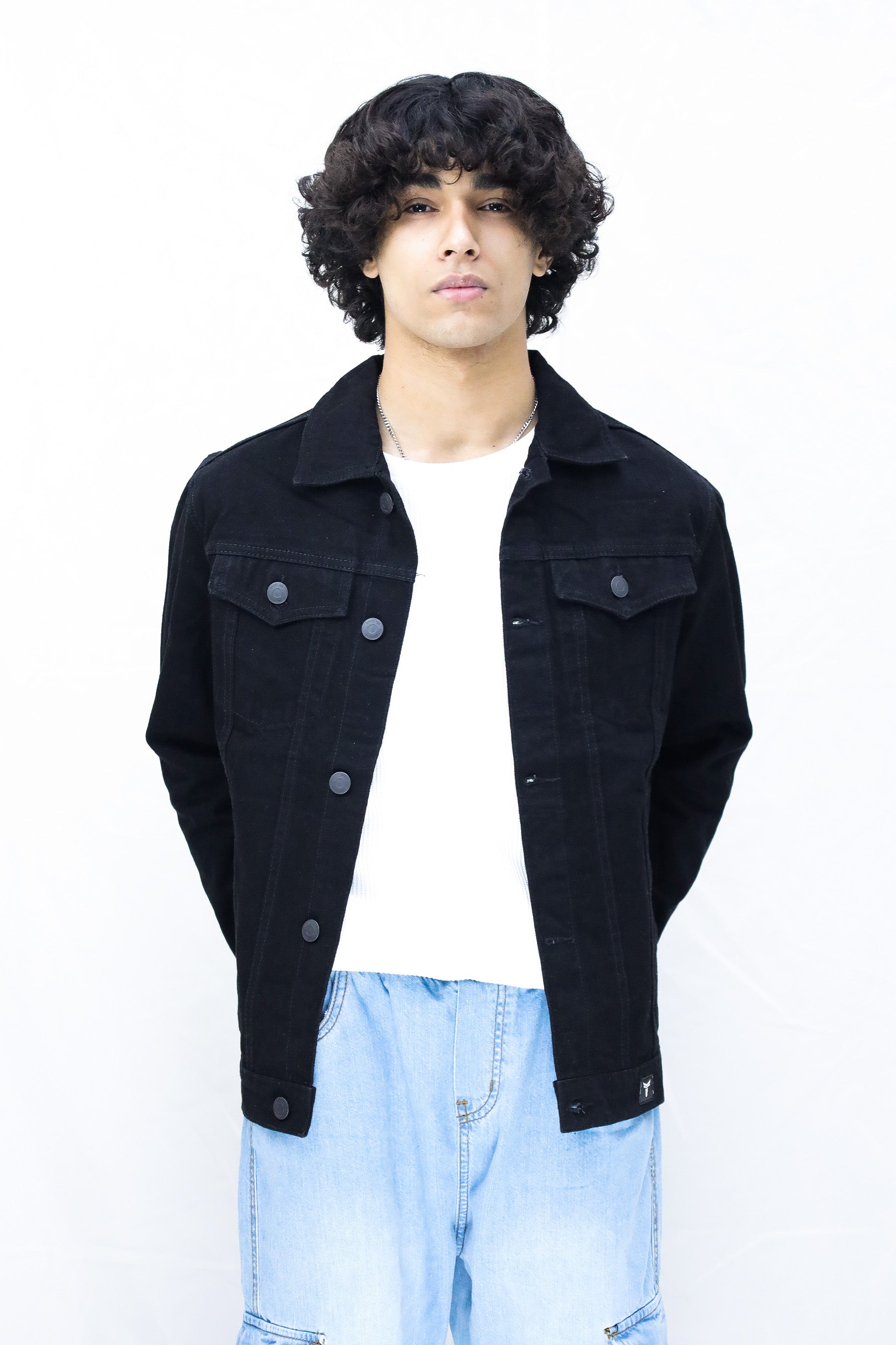 Slim Fit Front Pocket Style Denim Jacket in Black