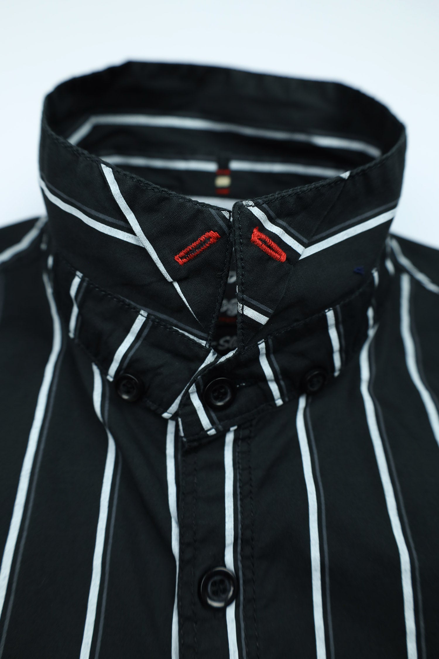 Vertical Strip Lining Full Sleeve Casual Shirt
