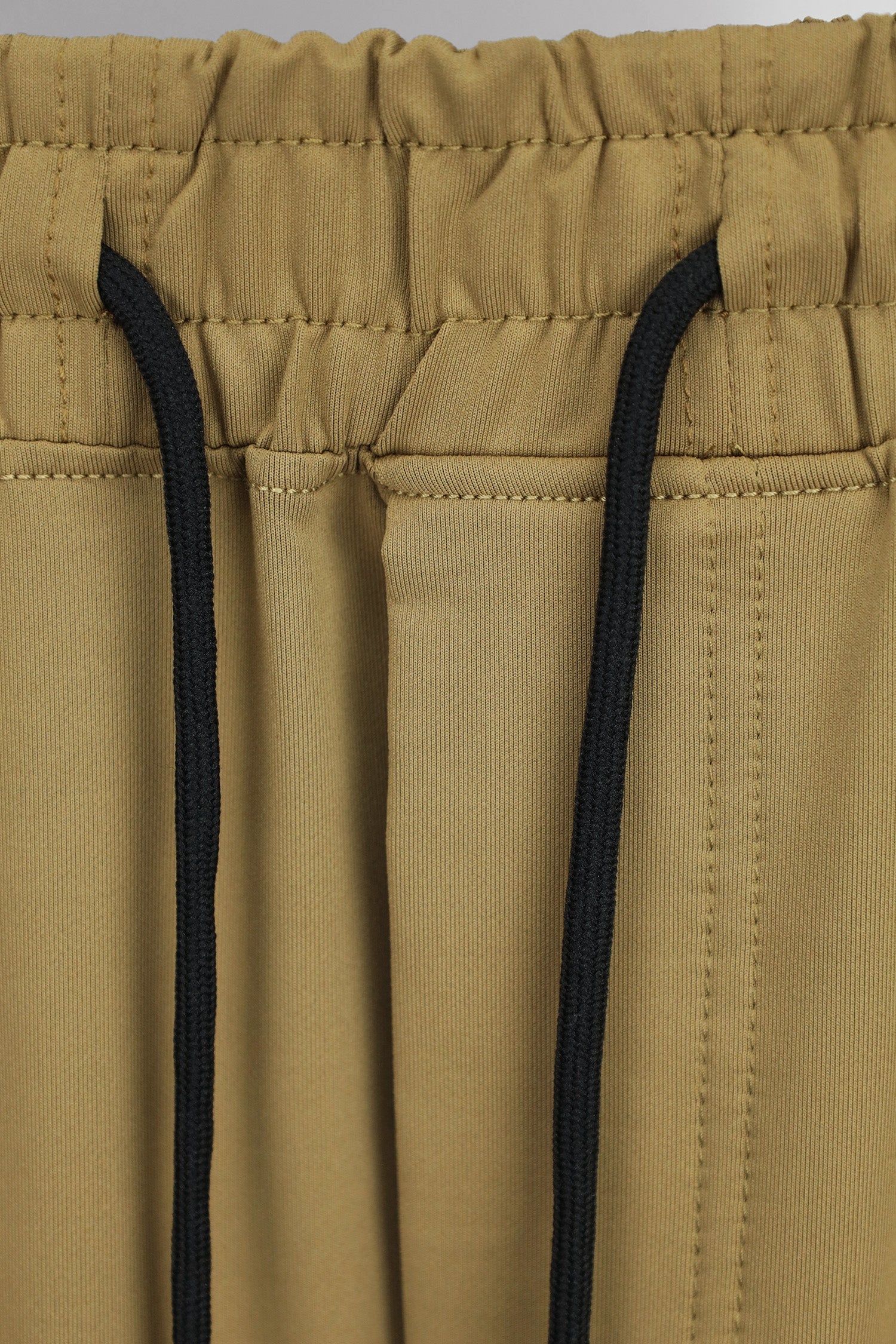 Turbo Reflector Logo Quick-dry Shorts In Camel