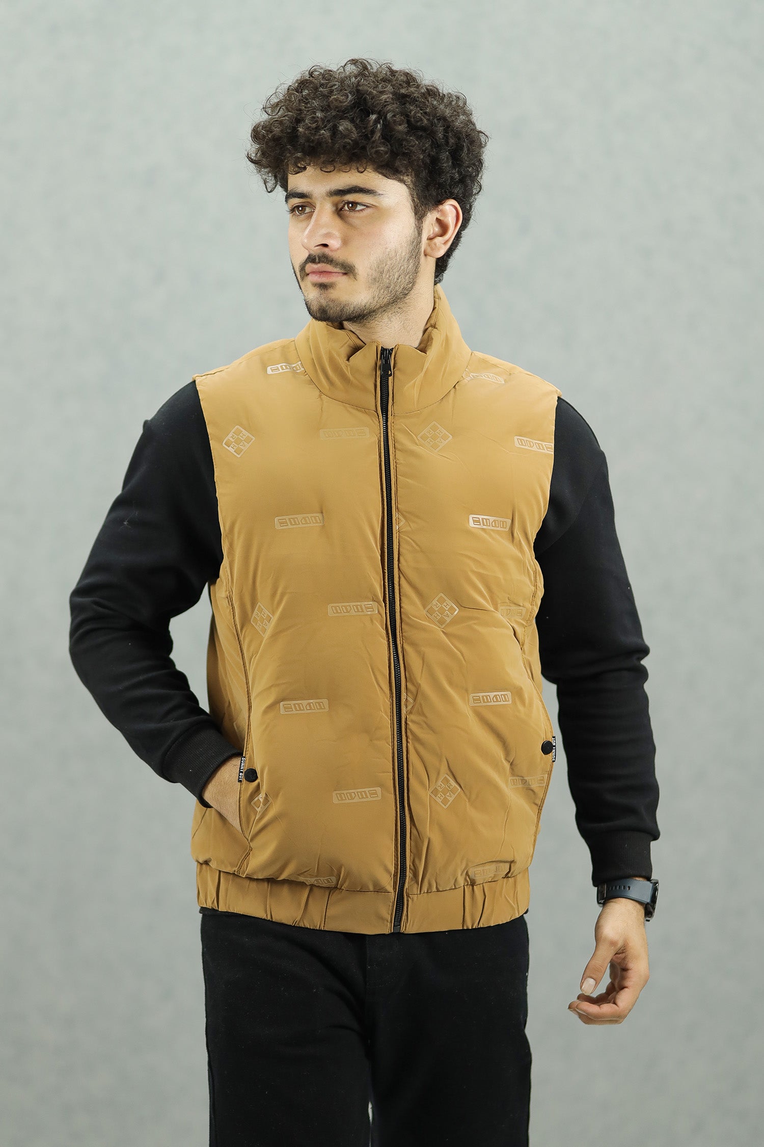 Modern Bubble Quilted Detachable Hood Imported Men's Gilet