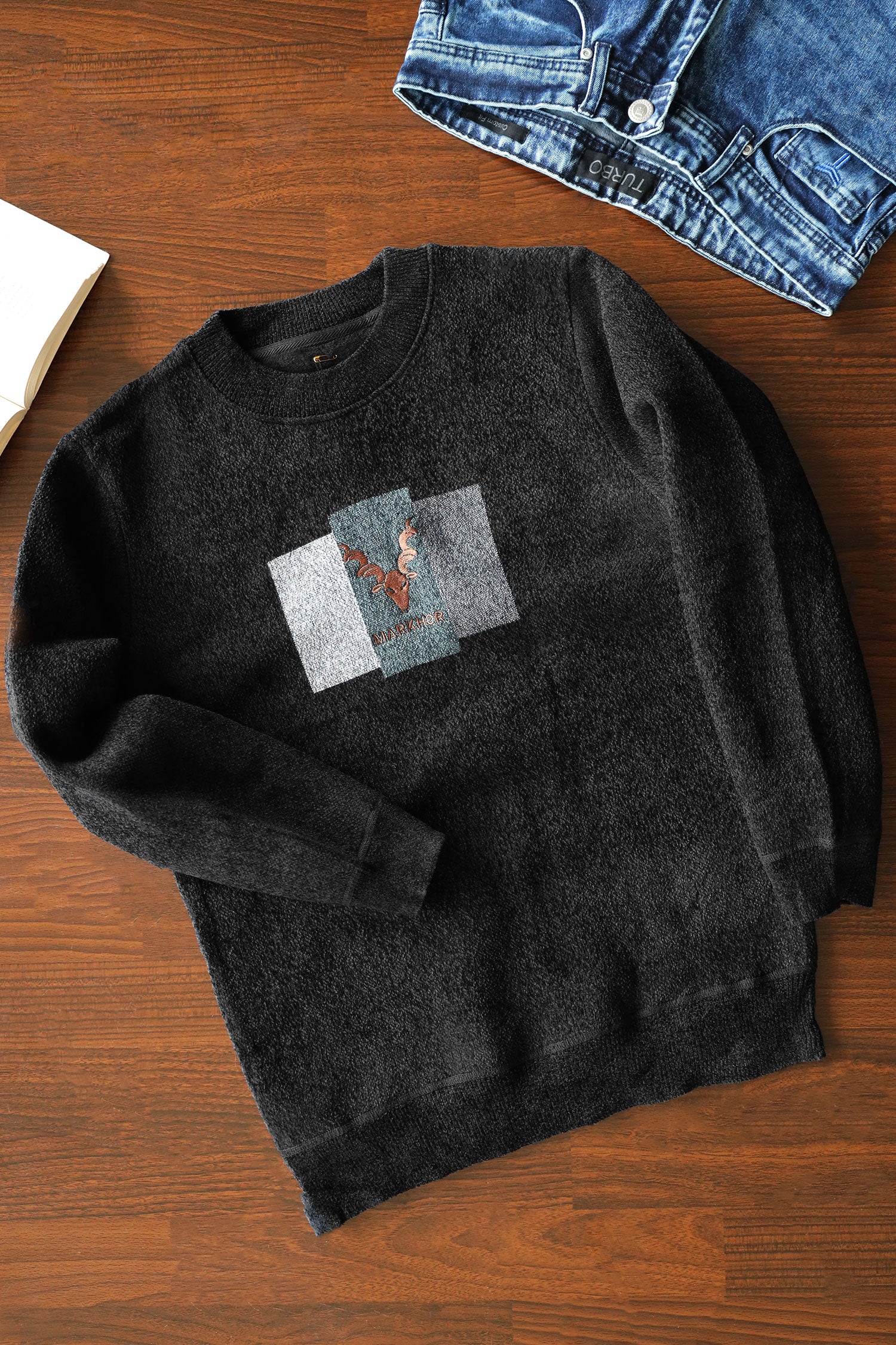 Cozy Up Graphic Round Neck Imported Men's Sweatshirt