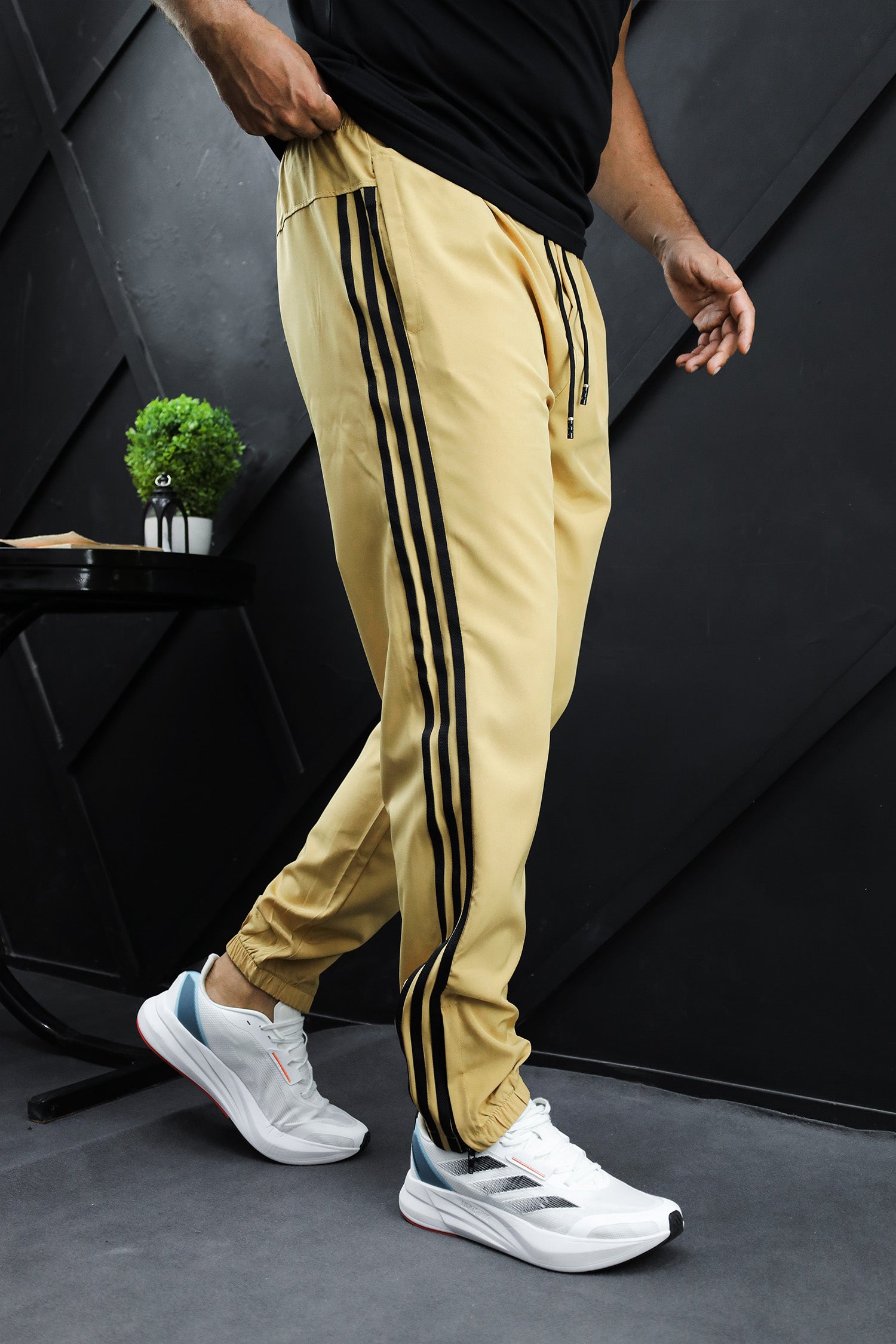 Adds Stripe Zip Bottom Sportswear Trouser