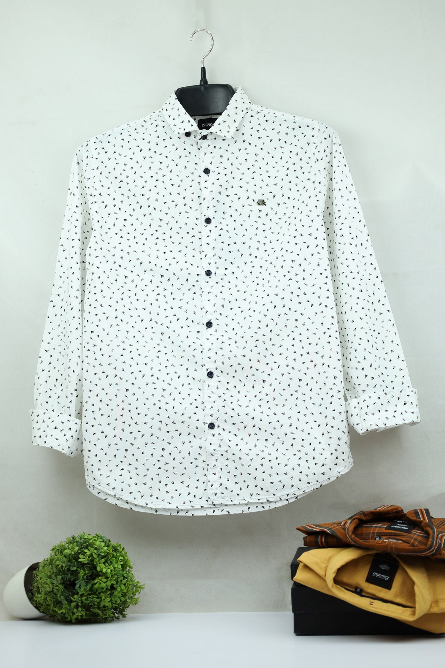 All Over Printed Design Full Sleeve Casual Shirt