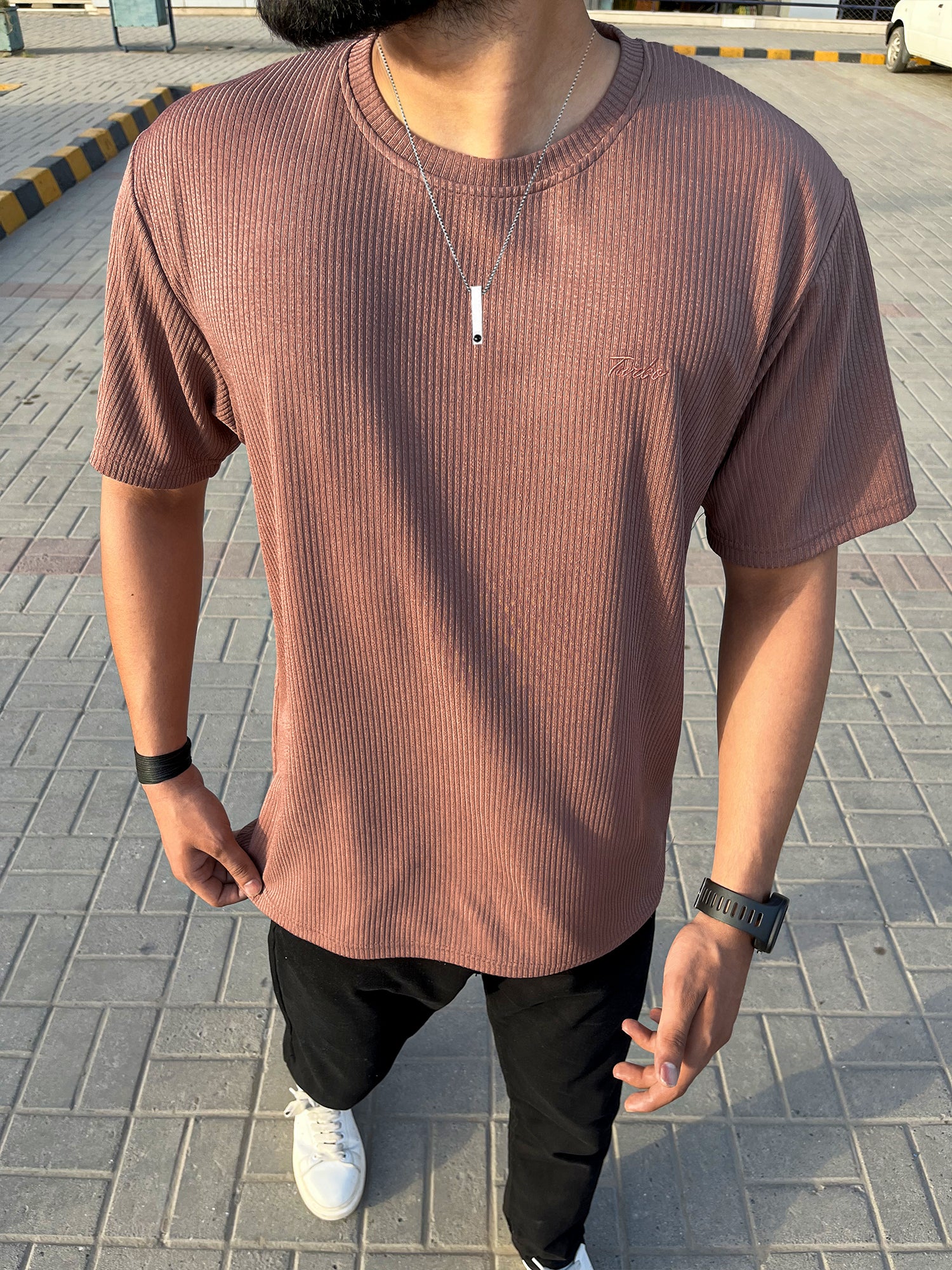 Self Texture Turbo Round Neck T-Shirt In Pastel Pink