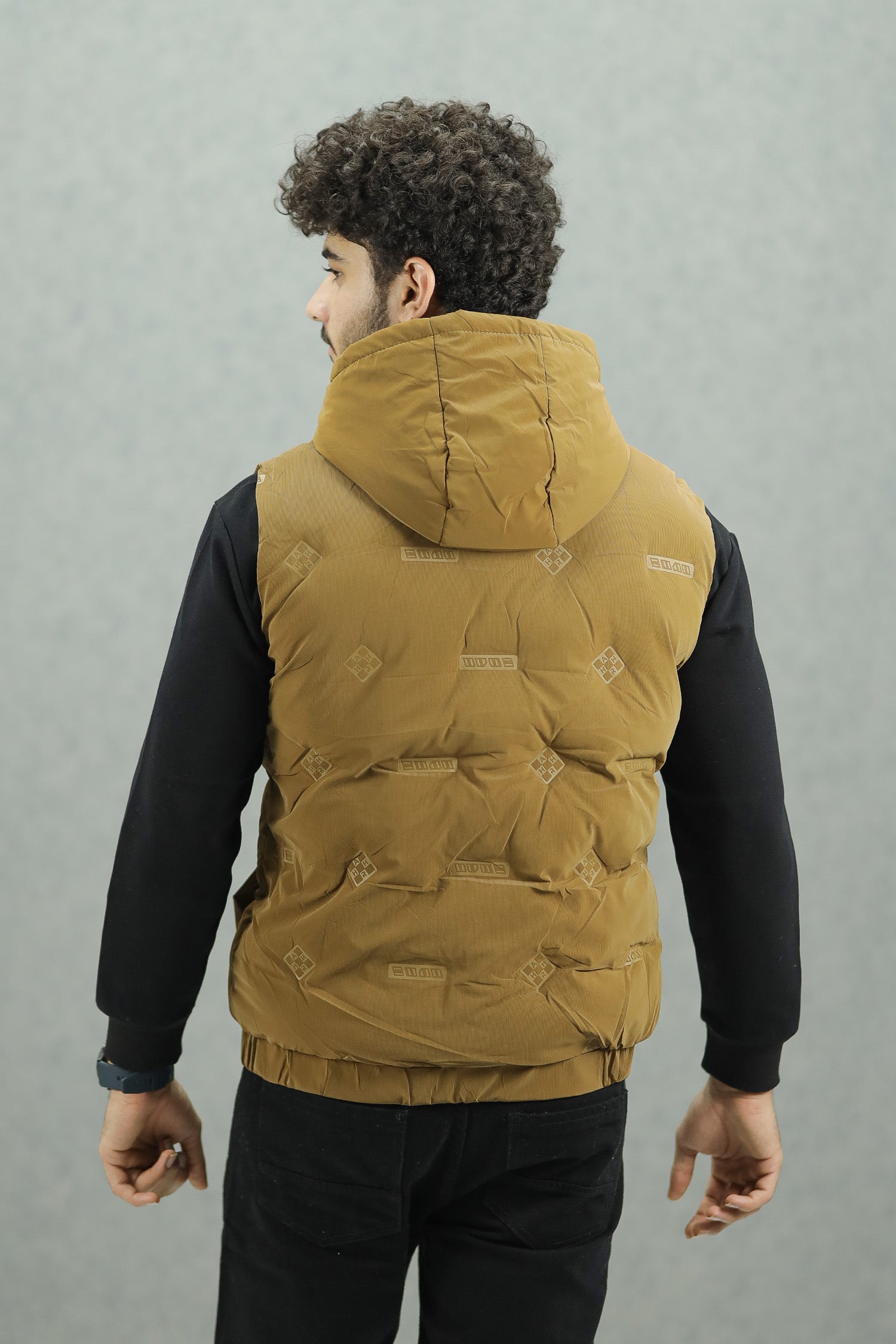 Adds Embossed Logo Detachable Hood Imported Men's Gilet