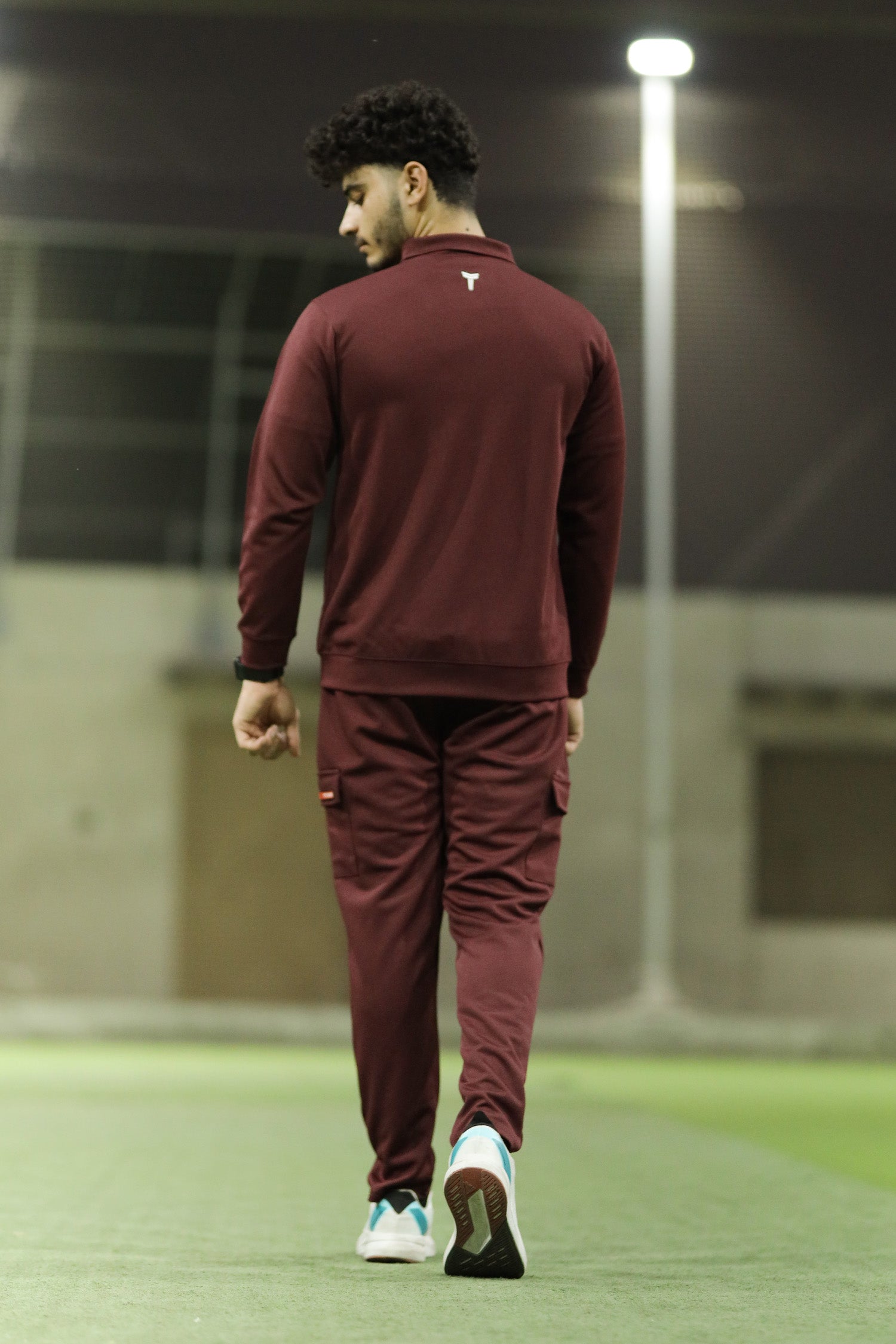 Turbo Collar Style Men Zipper Tracksuit in Maroon