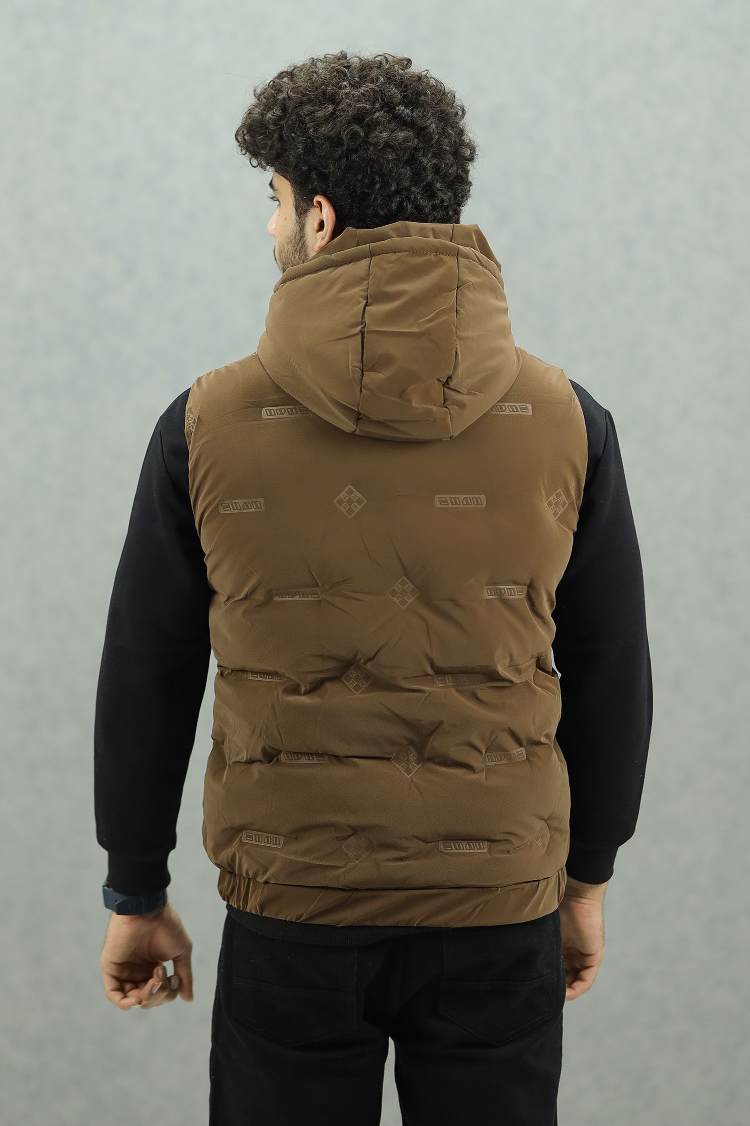 Adds Embossed Logo Detachable Hood Imported Men's Gilet