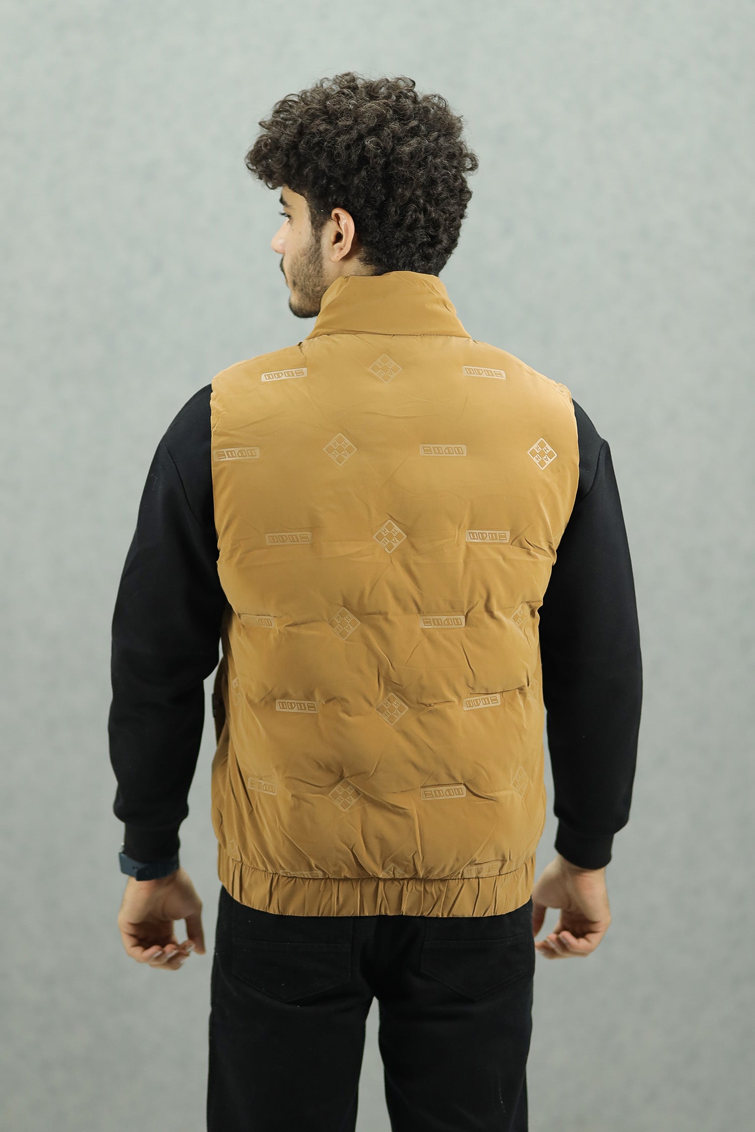 Modern Bubble Quilted Detachable Hood Imported Men's Gilet