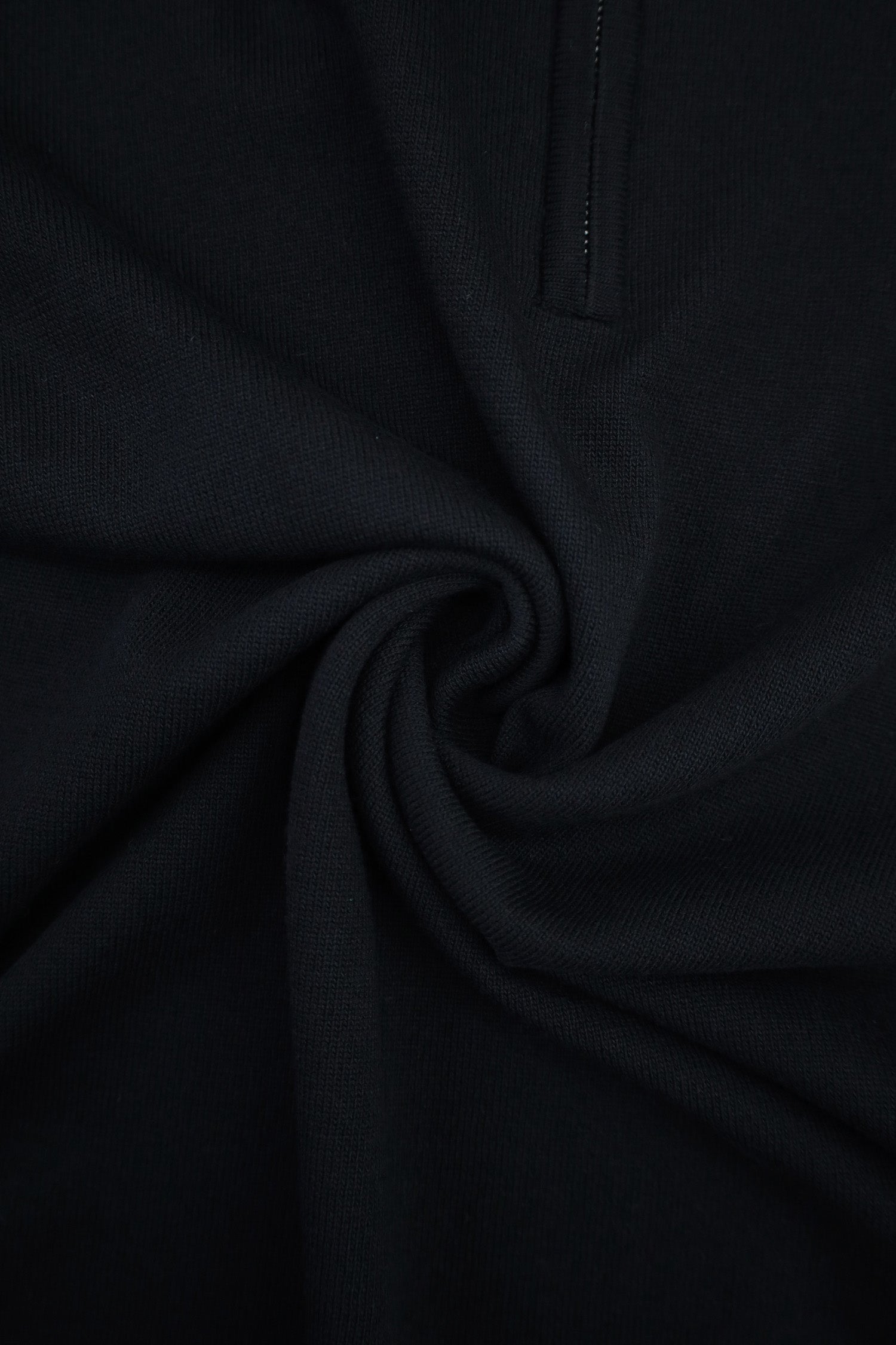 Half Zip Style Turbo Jumper Polo Shirts in Black