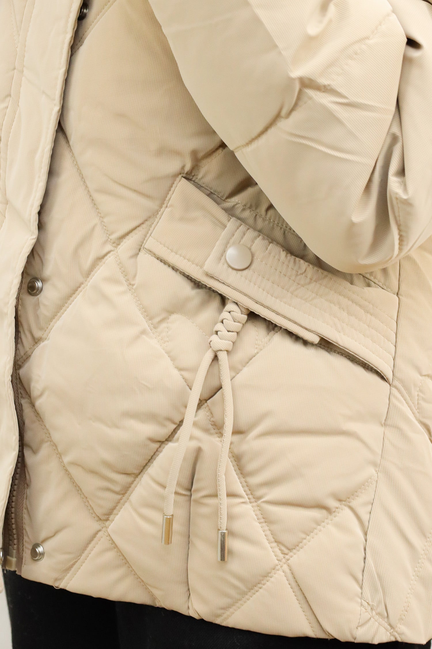 Wind Breaker Diamond Quilted Women Imported Puffer Jacket