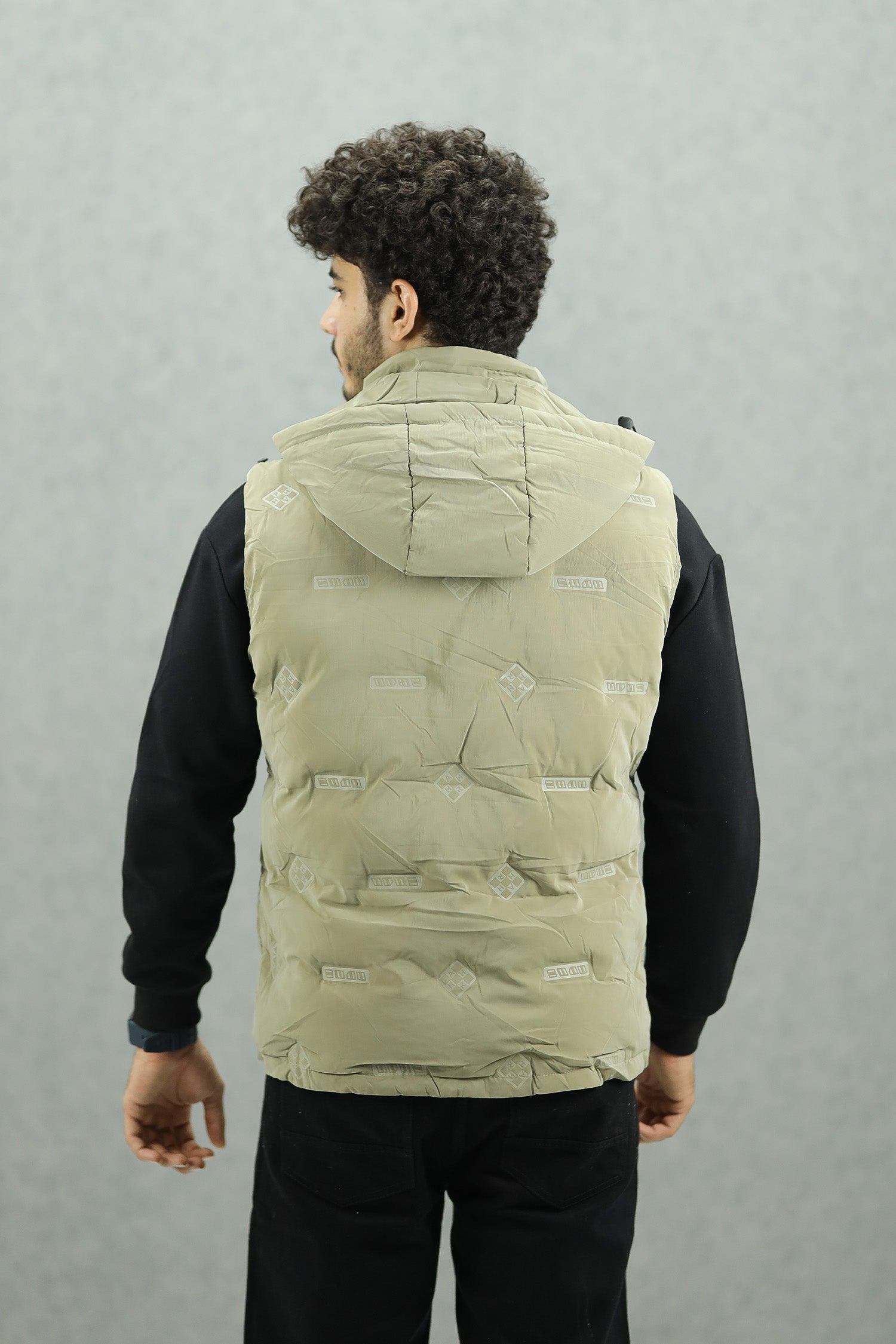 Winter Perfect Quilted Detachable Hood Imported Men's Gilet