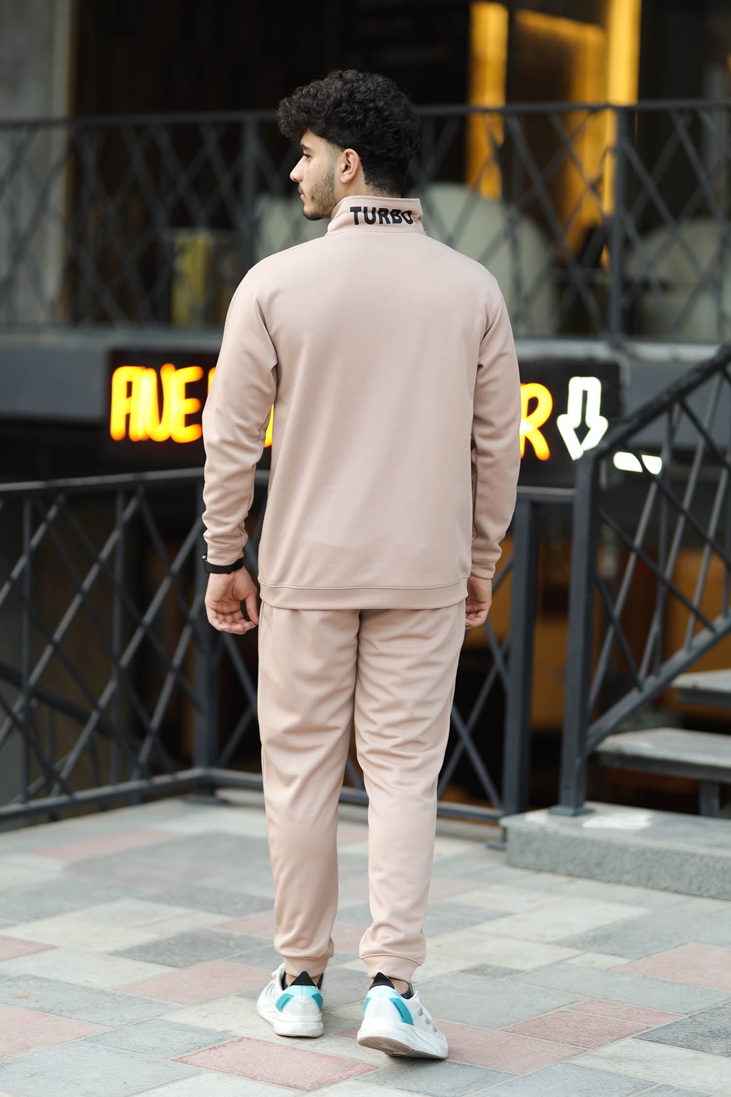 Turbo Half Zip Style Men Zipper Tracksuit In Light Skin