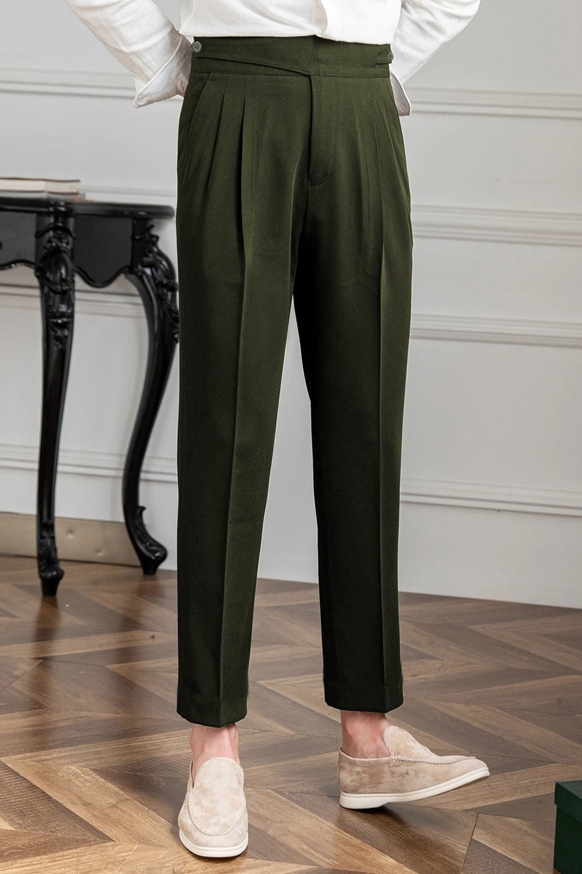 Self Texture Slim Fit Gurkha Cotton Pant In Olive Green