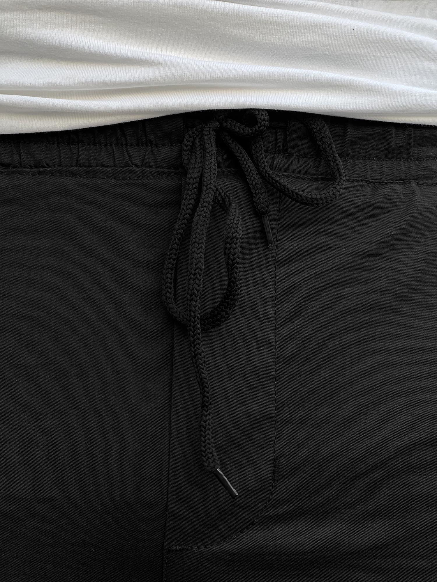 Turbo Grip Bottom Six pocket Cotton Cargo Trouser In Black