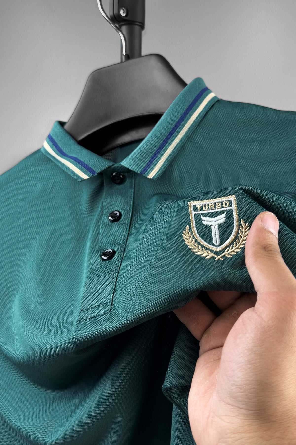 Turbo Embroidered Emblem Men's Polo Shirt In Green