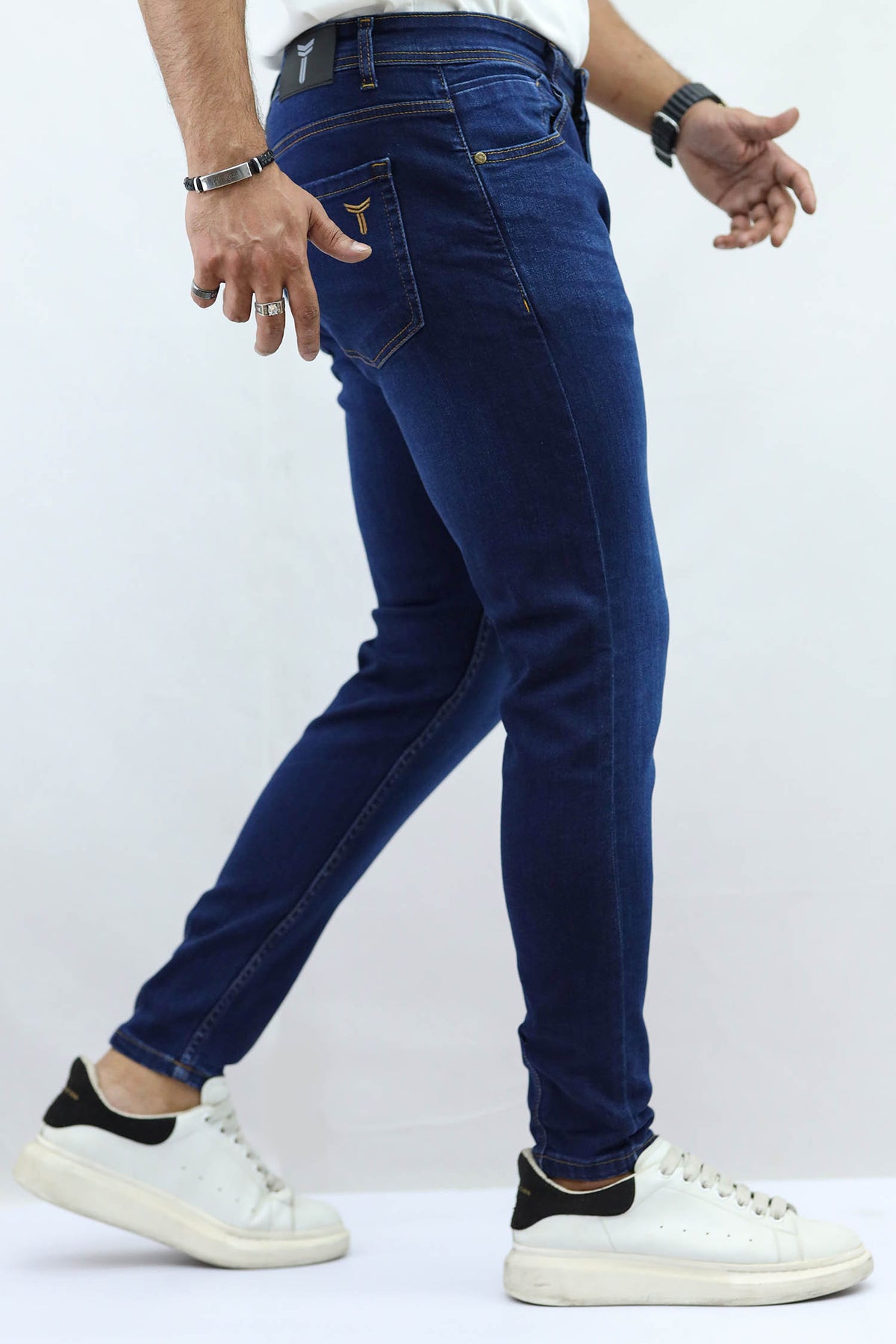 Light Faded Turbo Ankle Fit Jeans In Dark Blue