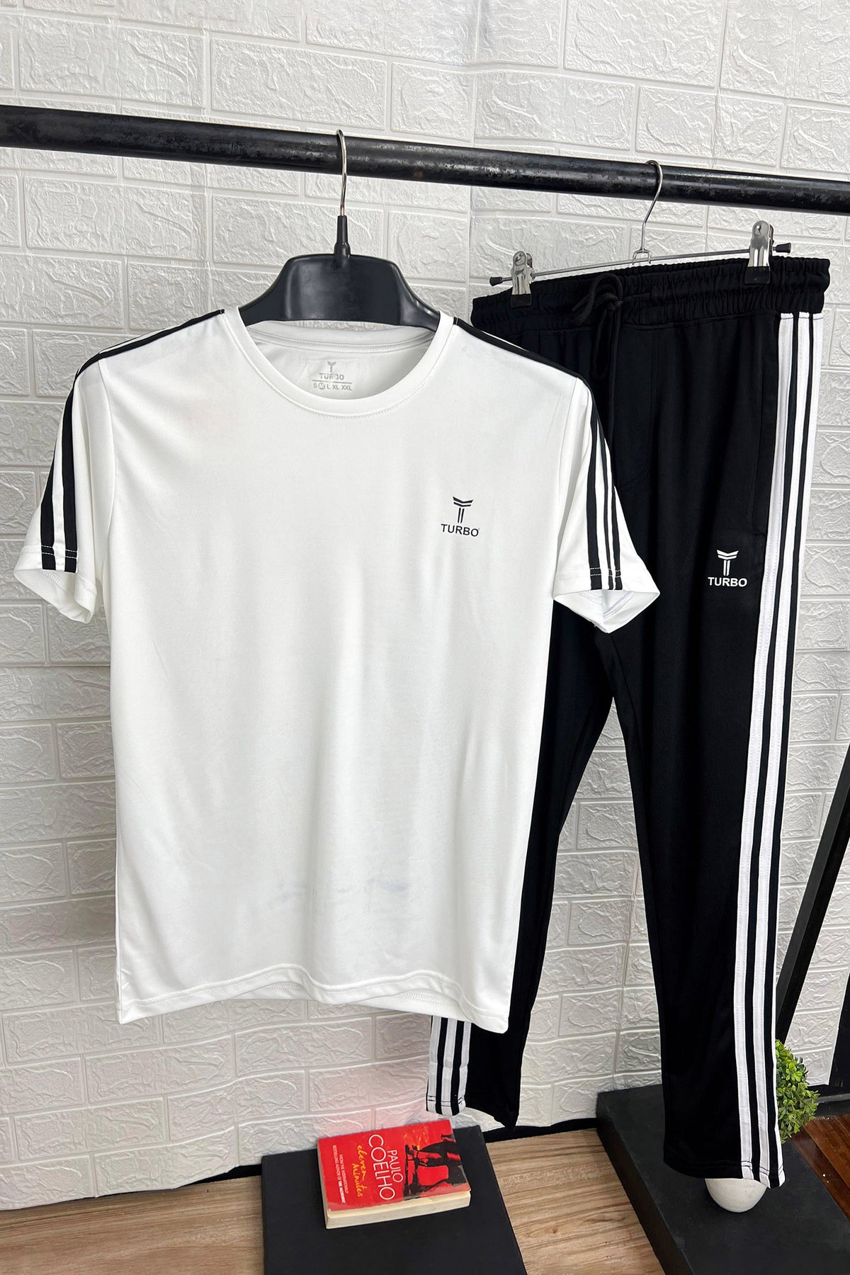 Turbo Signature Quickdry Tracksuit In White