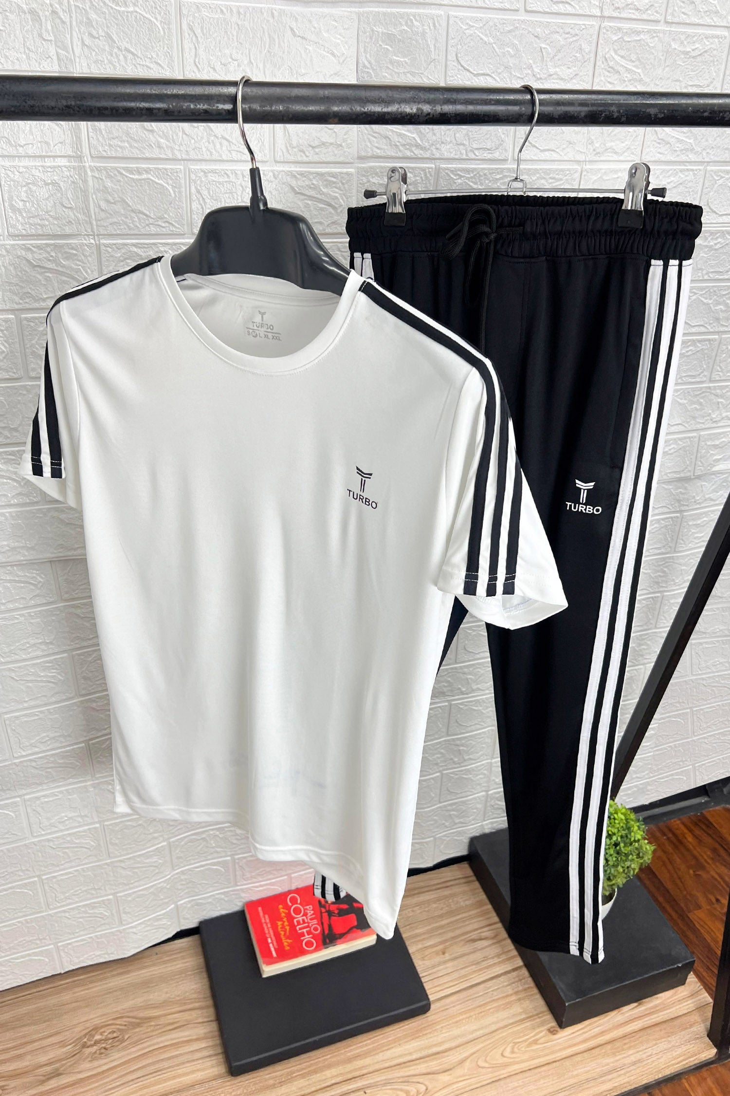 Turbo Signature Quickdry Tracksuit In White