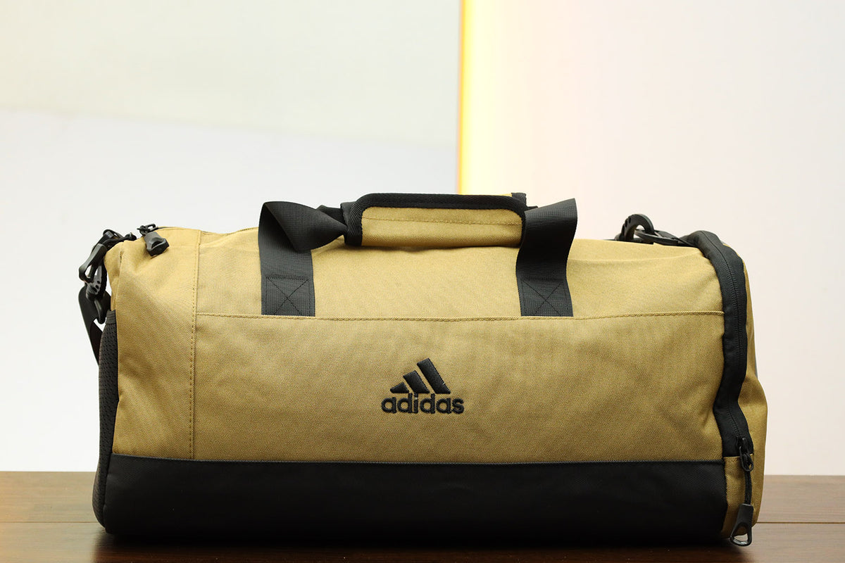 Adds Front  Logo Travel Bag In Camel