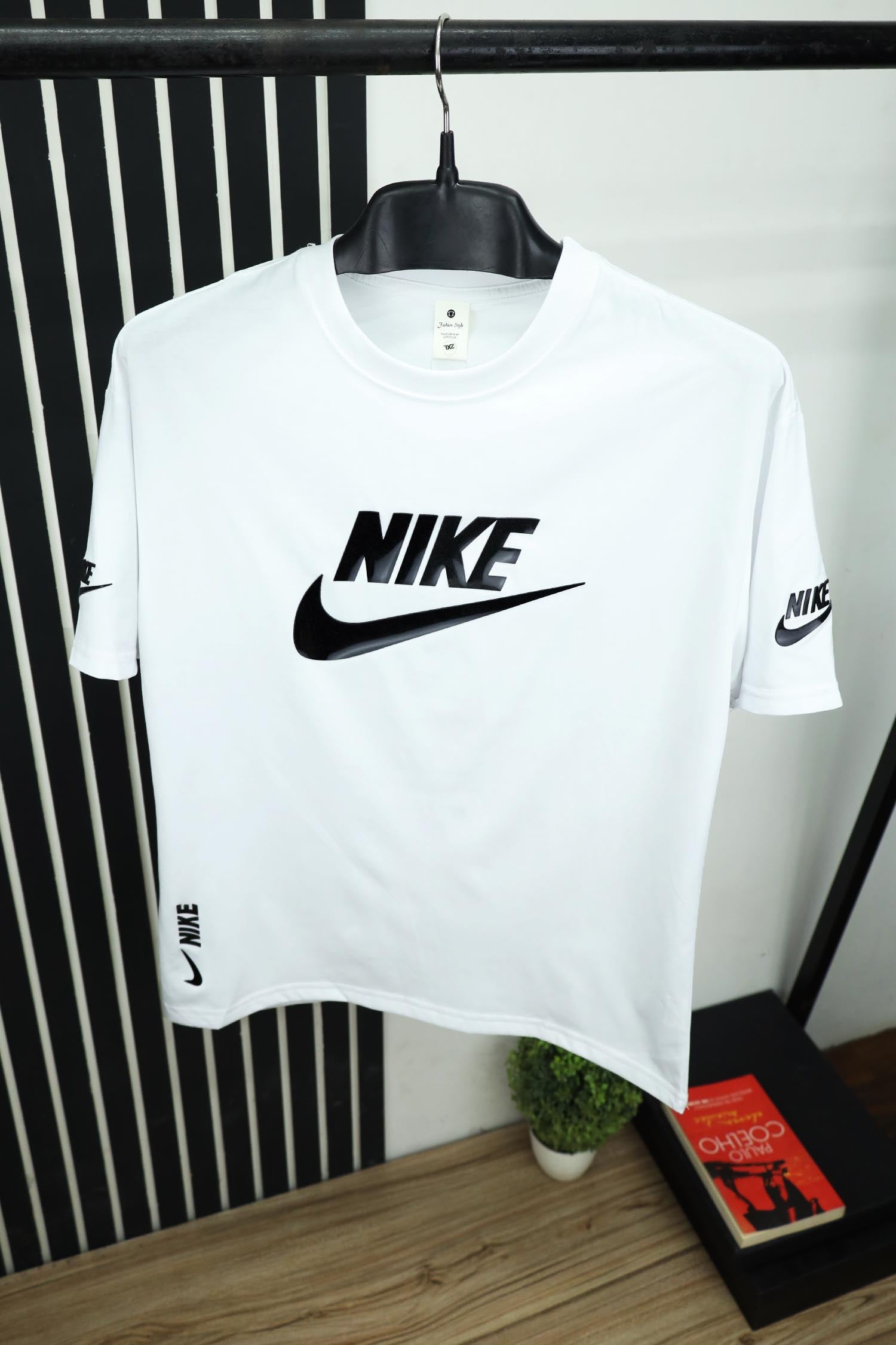 Nke Front Logo Oversized T-Shirt