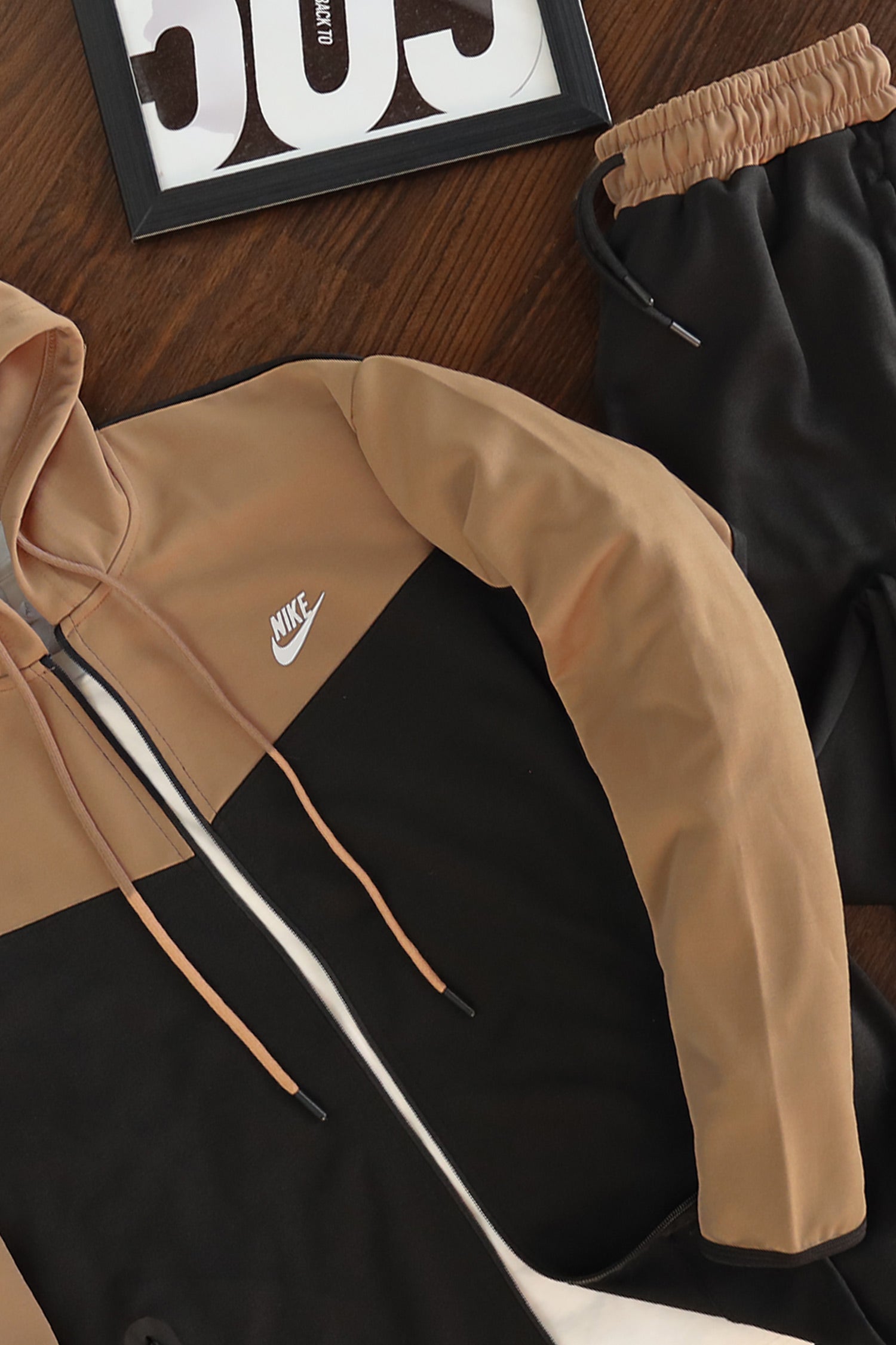 Nke V Diagonal Pattern Mock Neck Tracksuit