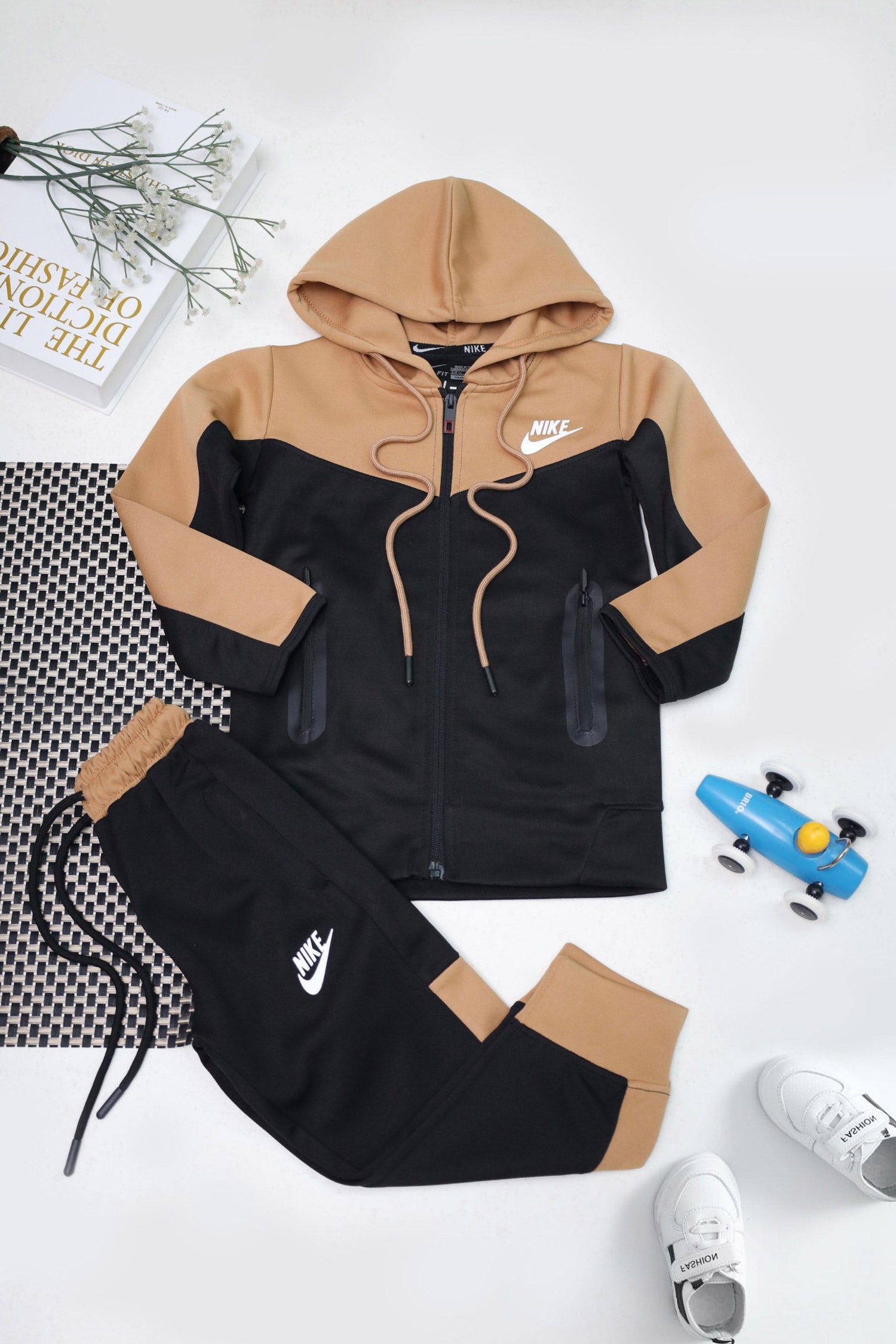 Nke Sportswear Tech Full-Zip Unisex Younger Kids Tracksuit