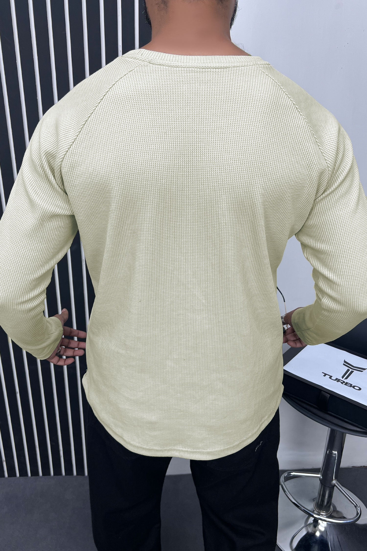 Turbo Waffle Texture Round Neck Thermal Cotton Men's Sweatshirt In Beige