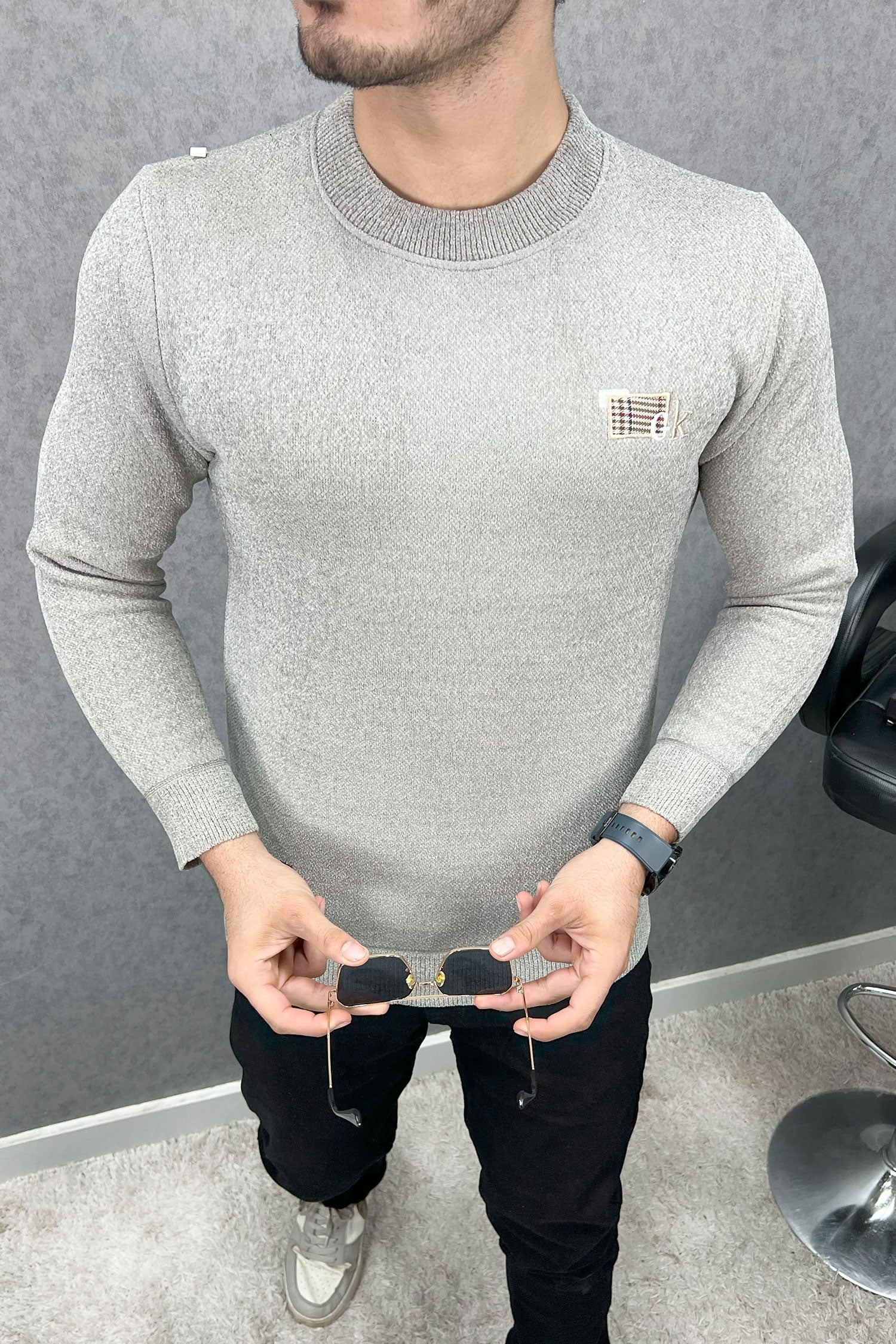 Relaxed Style Round Neck Imported Men's Sweatshirt