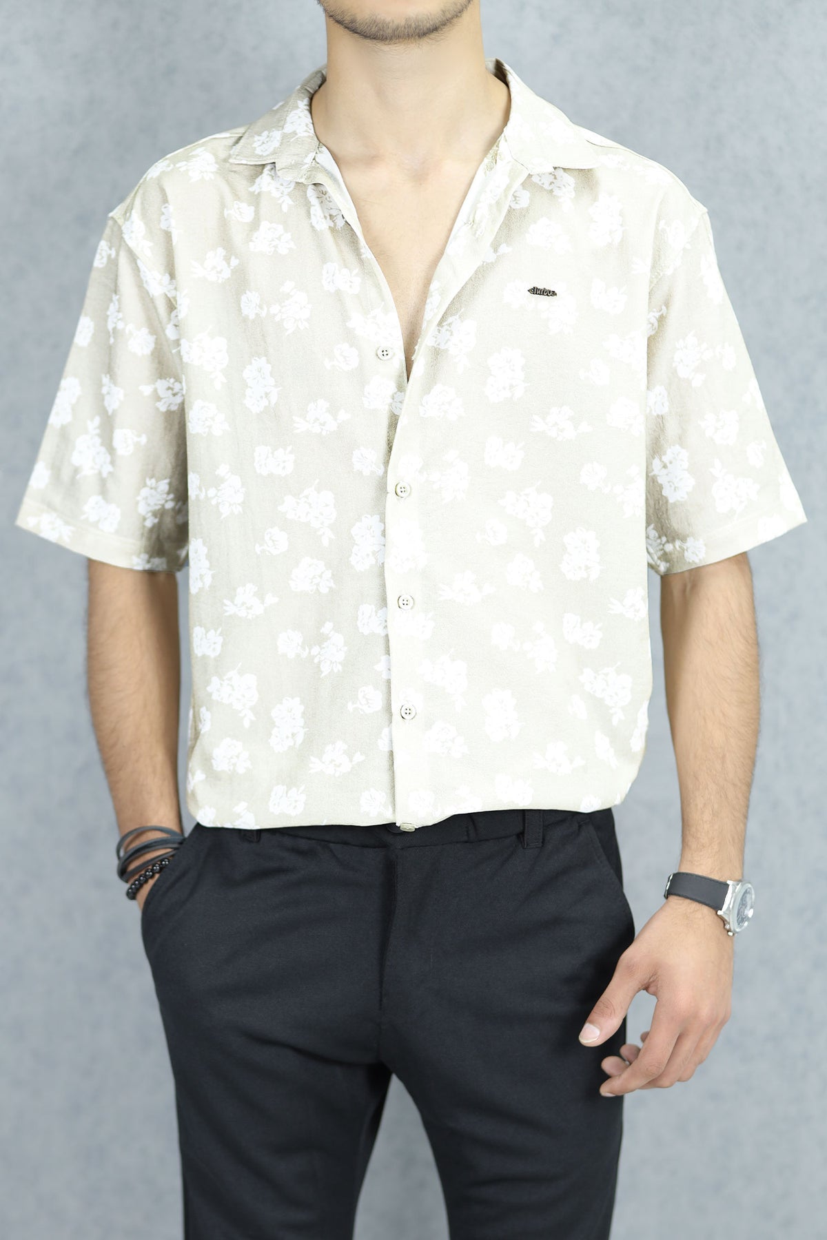 Turbo Rich Floral Printed Casual Shirt In Beige