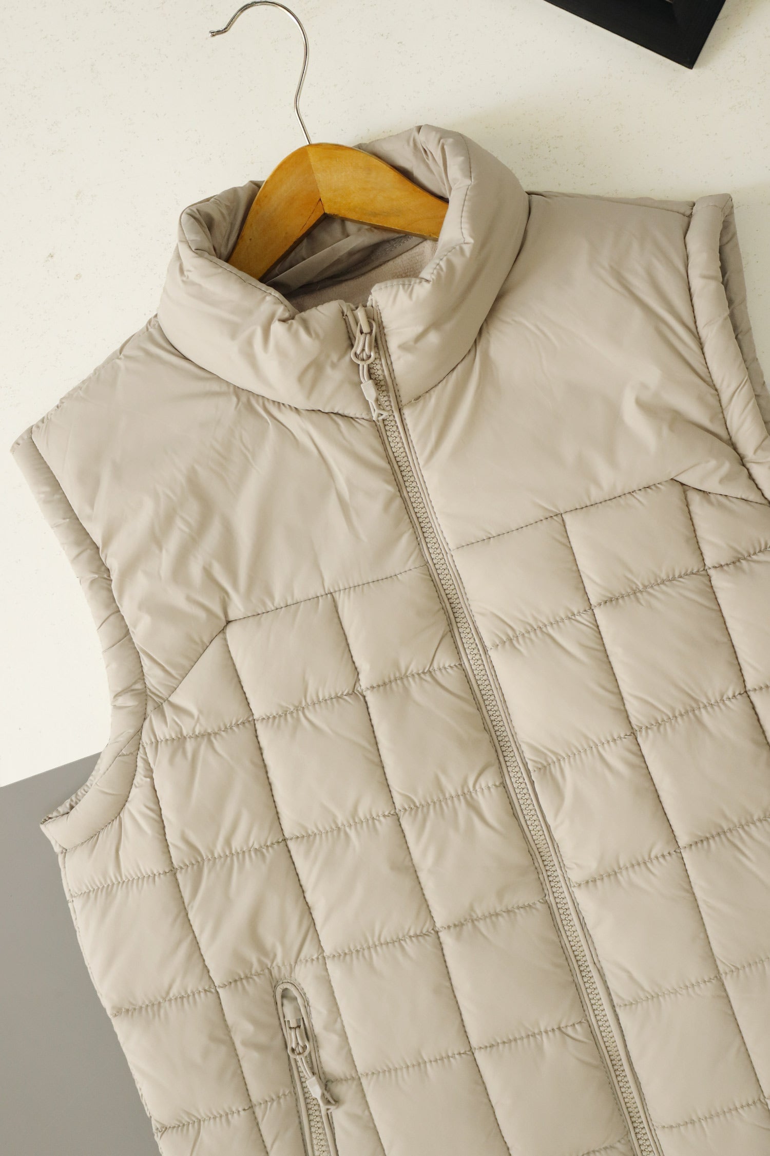 Boa Reversible Vest Detachable Hood Imported Men's Gilet