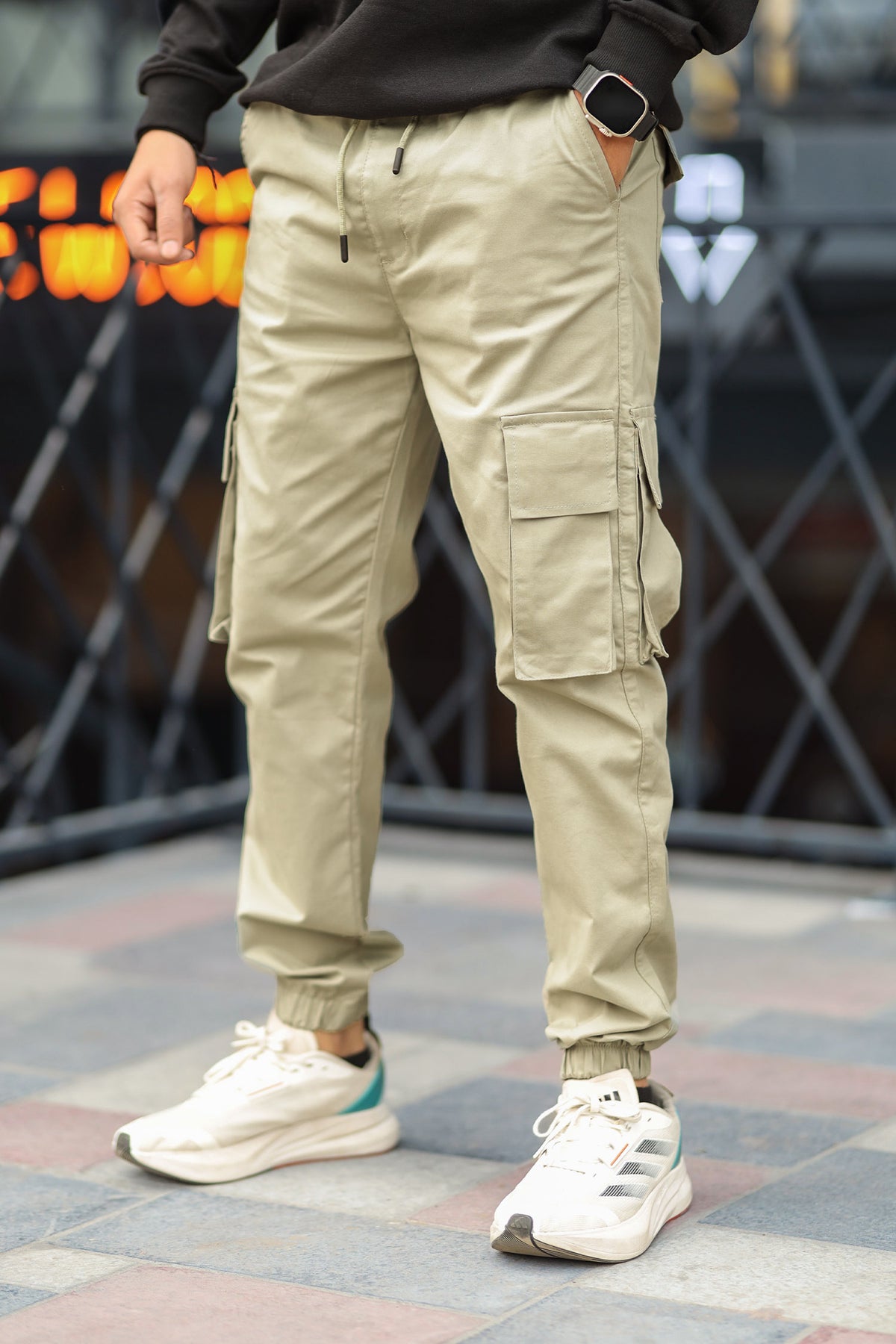 Turbo Cut Style 7 Pocket Style Imp Cotton Cargo Trouser In Beige