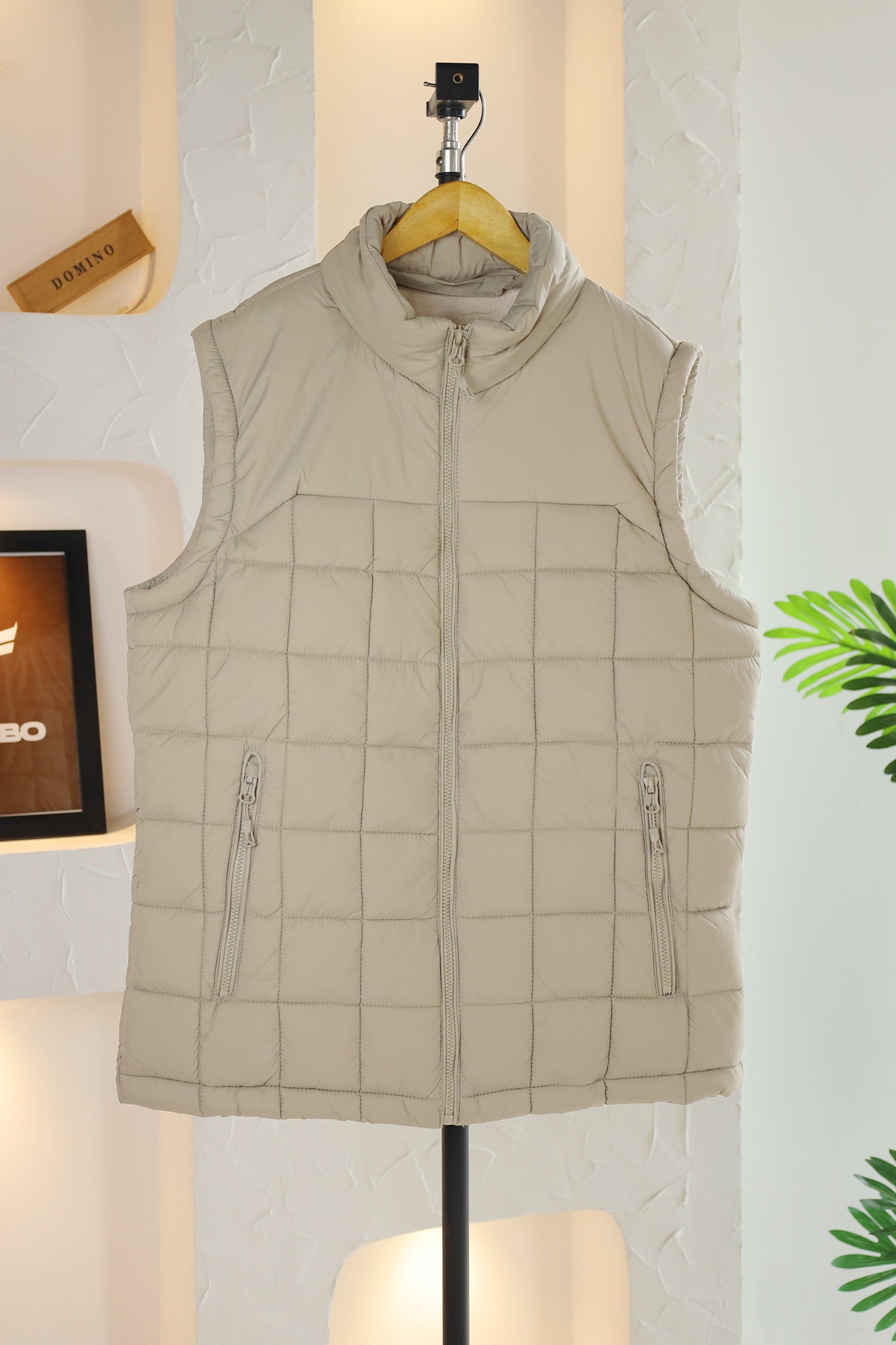 Boa Reversible Vest Detachable Hood Imported Men's Gilet