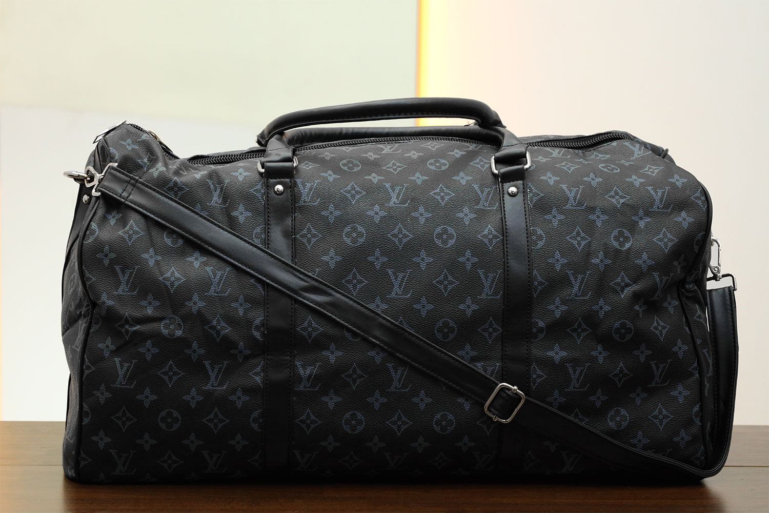 Luis Vten Imported All Over Print Travel bag in Black & Grey
